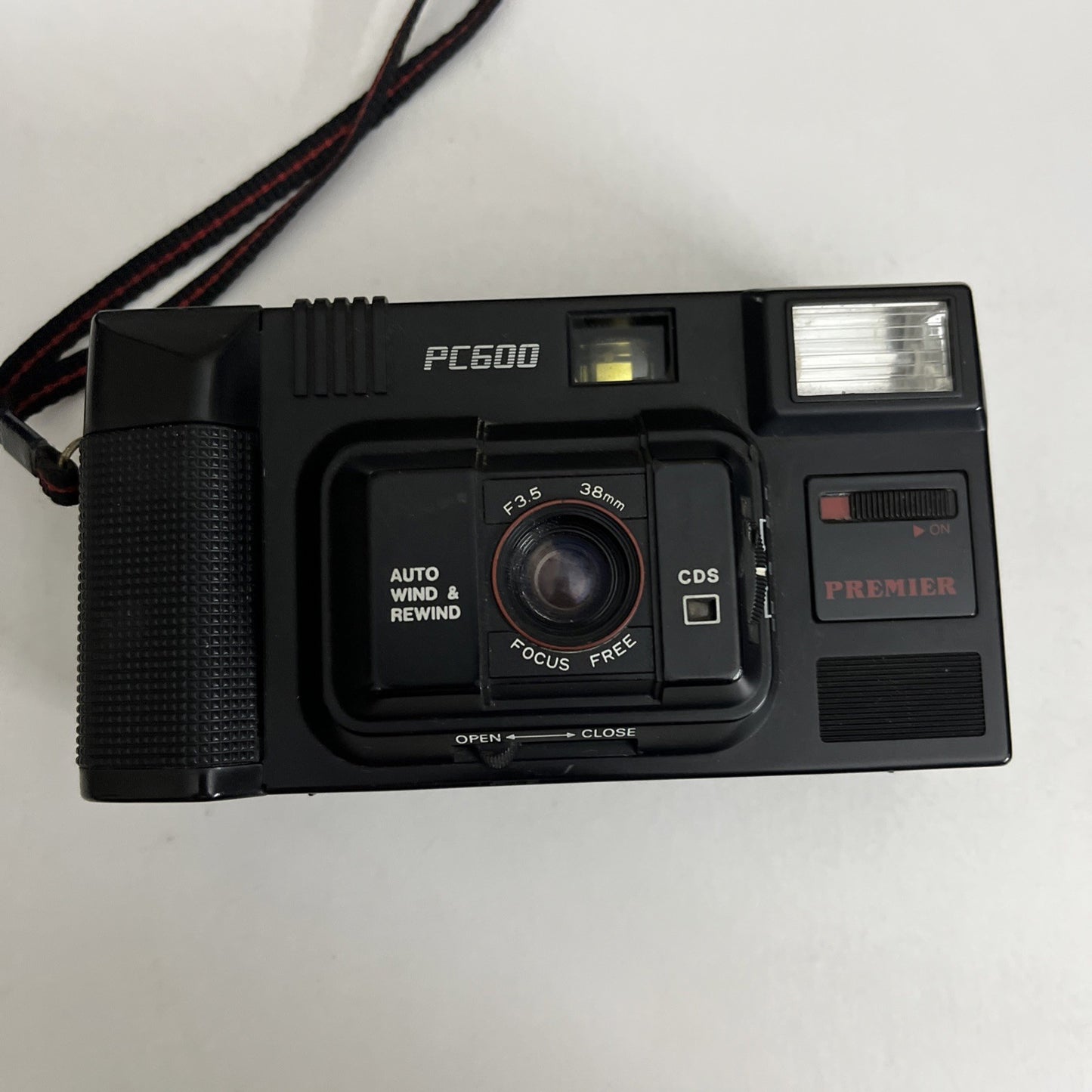 Premier PC600 35mm Point & Shoot Film Camera *Working But No Flash