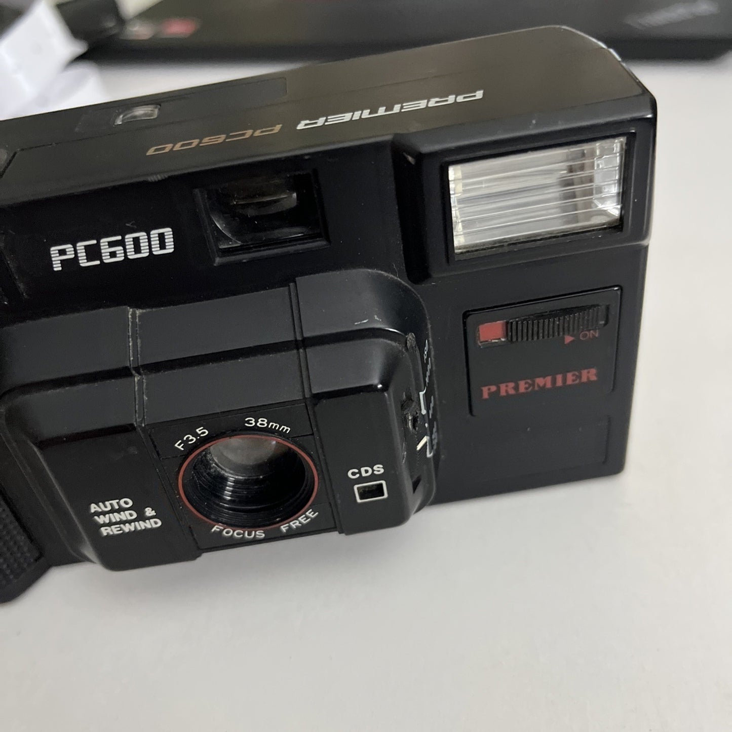 Premier PC600 35mm Point & Shoot Film Camera *Working But No Flash