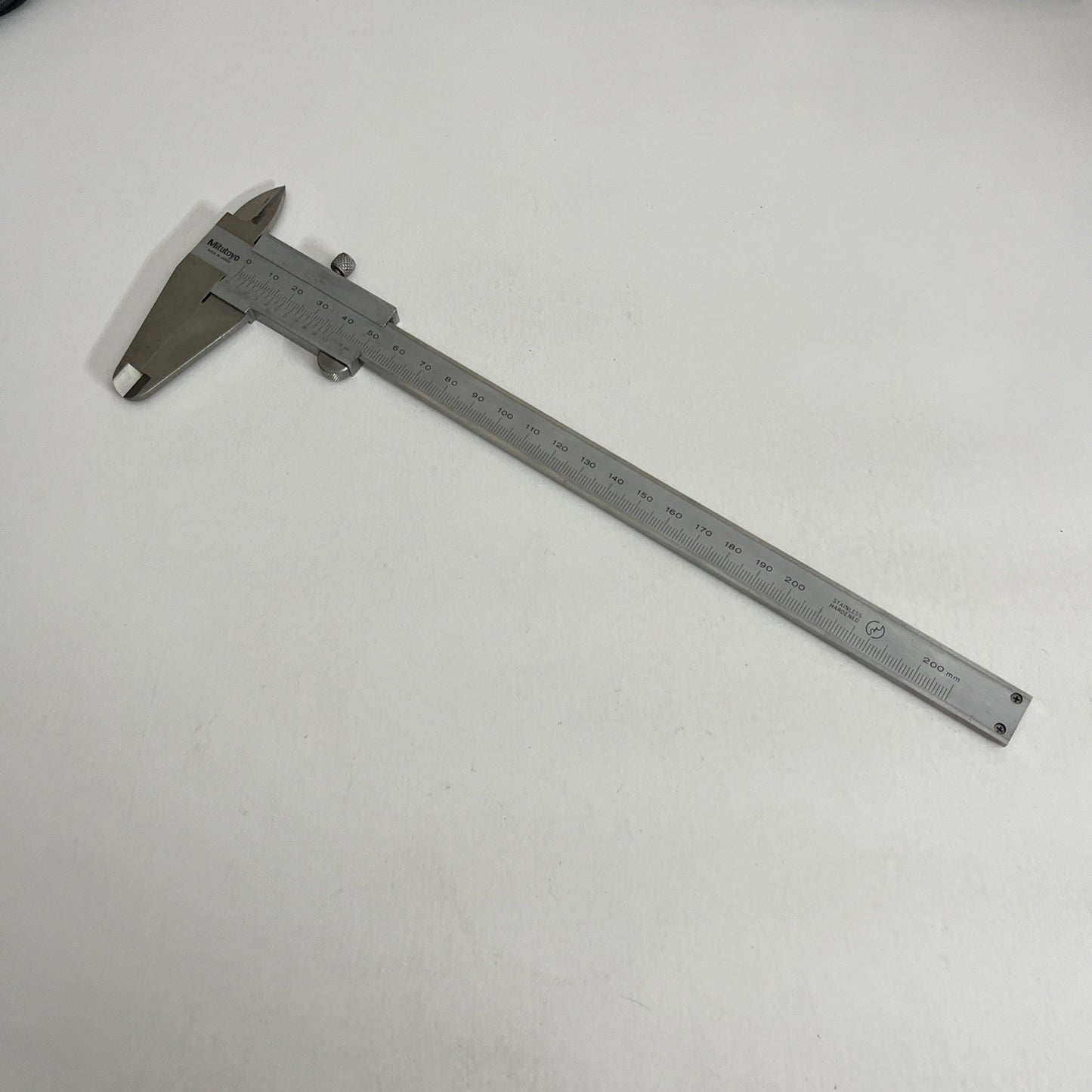 Mitutoyo Vernier Caliper 0-200mm 0.05mm Made In Japan