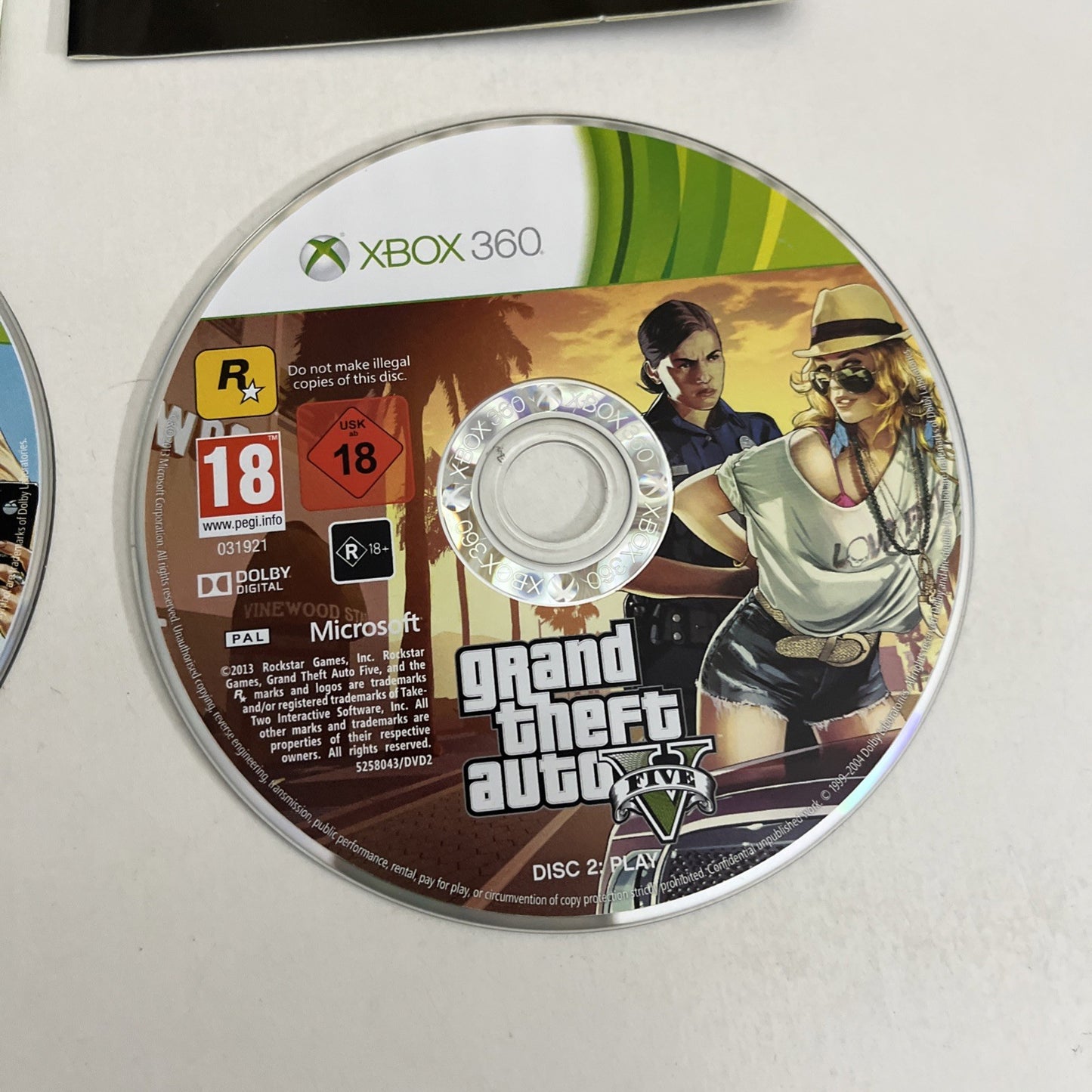 Grand Theft Auto V  Microsoft XBOX 360 2013 PAL Game Complete