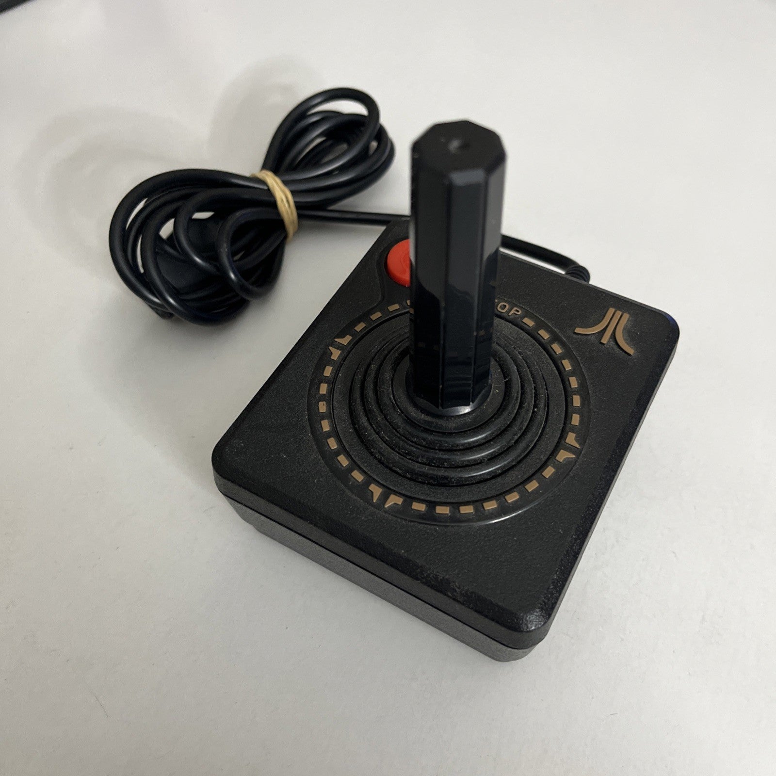 Genuine Atari 2600 Joystick Wired – Retro Unit