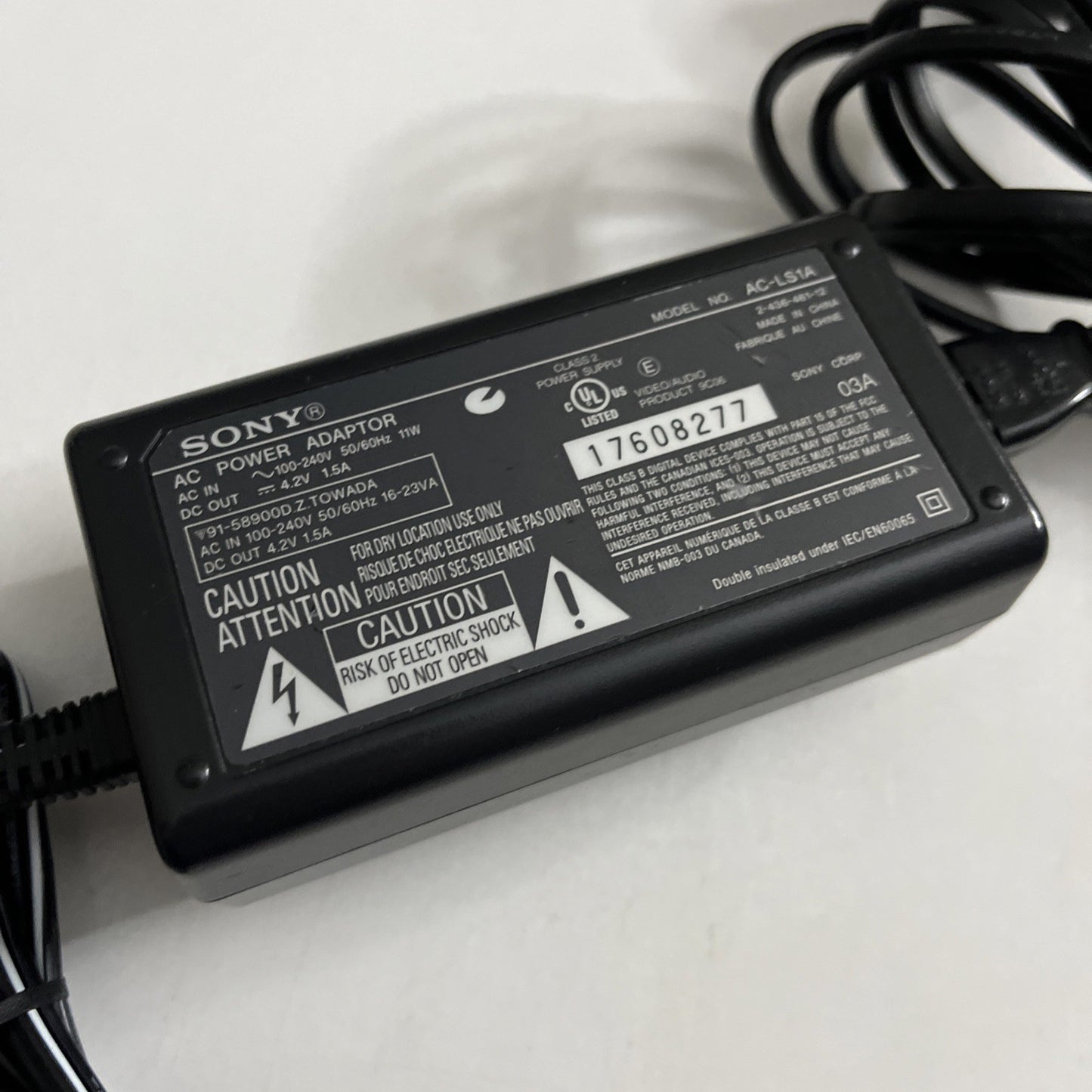 Genuine Sony AC-LS1A Power Supply Charger for Camera Handycam Camcorder