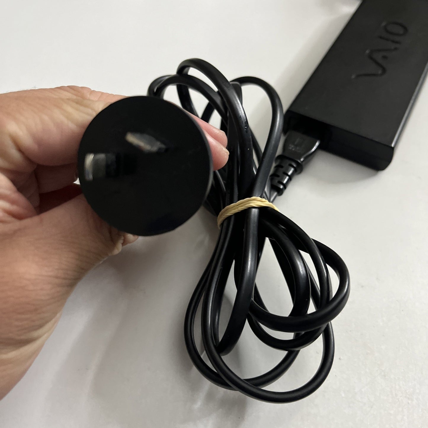 Genuine Sony VAIO Laptop Power Supply PCGA-AC16V6 16V 4A AC Adapter