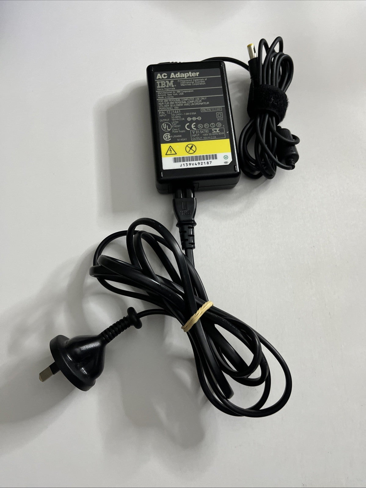 Genuine IBM Laptop Power Supply 12J1441 AC Adapter 16V 2.2A