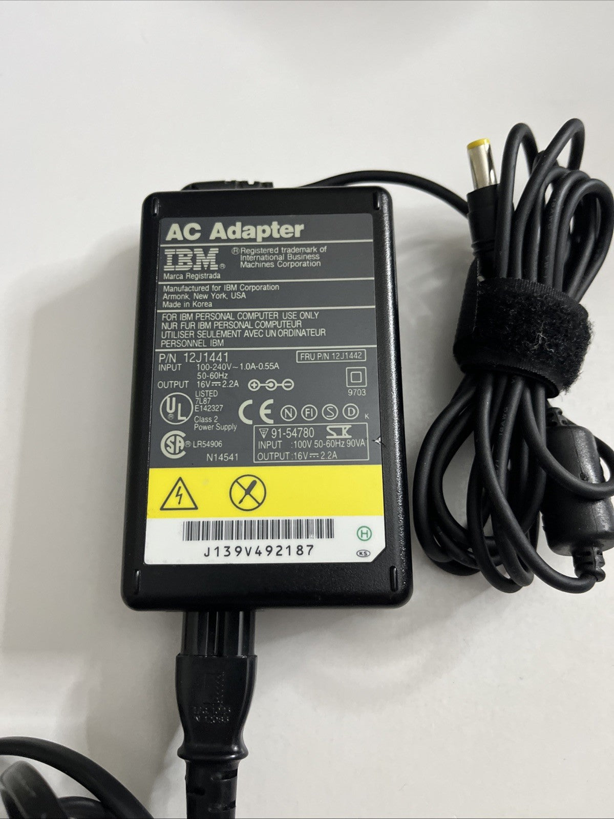 Genuine IBM Laptop Power Supply 12J1441 AC Adapter 16V 2.2A