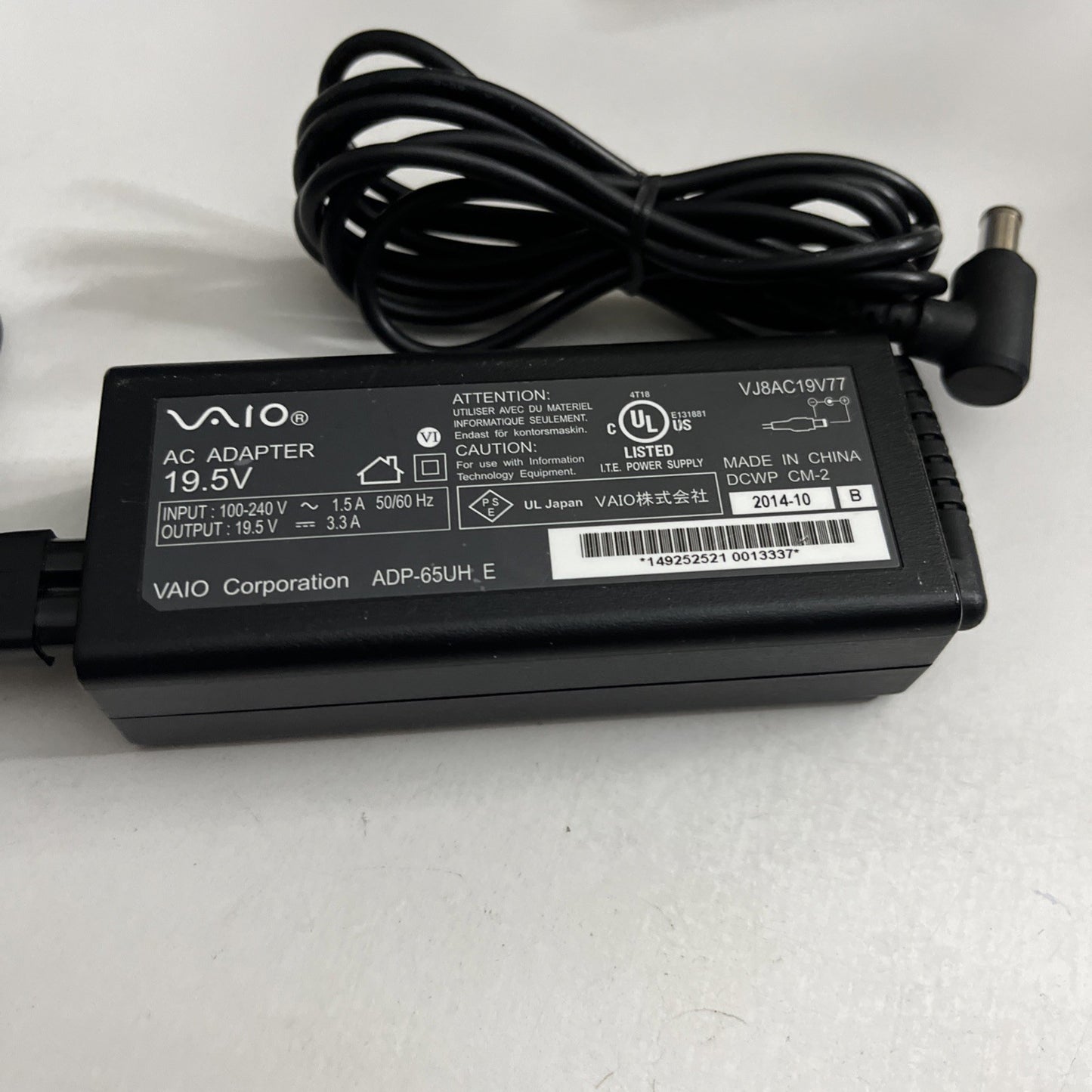 Genuine Sony VAIO AC Adaptor VJ8AC19V77 Laptop Power Supply 19.5V 3.3A