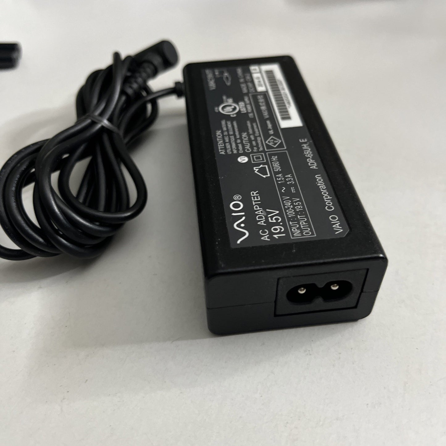 Genuine Sony VAIO AC Adaptor VJ8AC19V77 Laptop Power Supply 19.5V 3.3A