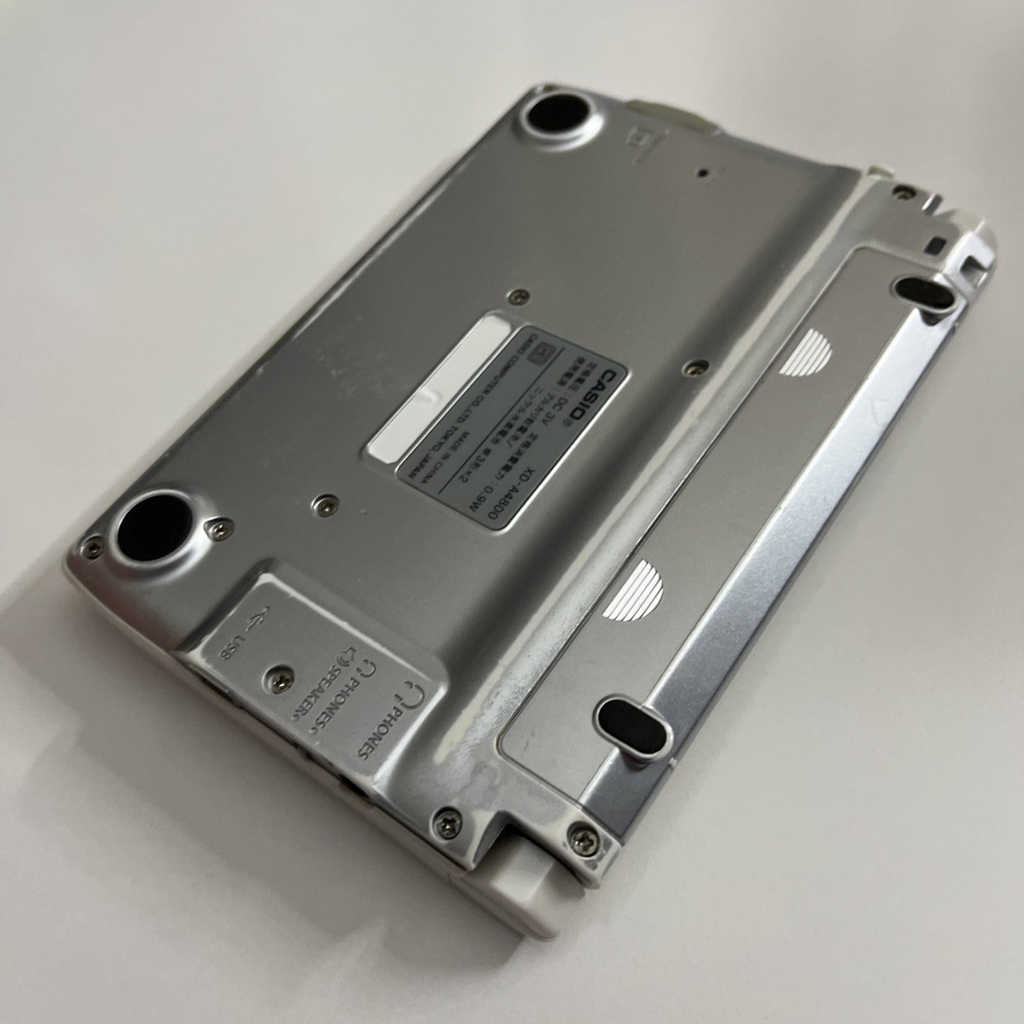 Casio EX-Word DataPlus 5 XD-A4800 Japanese English Electronic Dictionary White