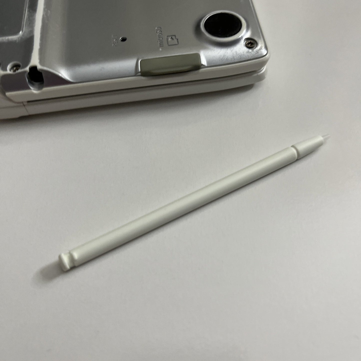 Casio EX-Word DataPlus 5 XD-A4800 Japanese English Electronic Dictionary White