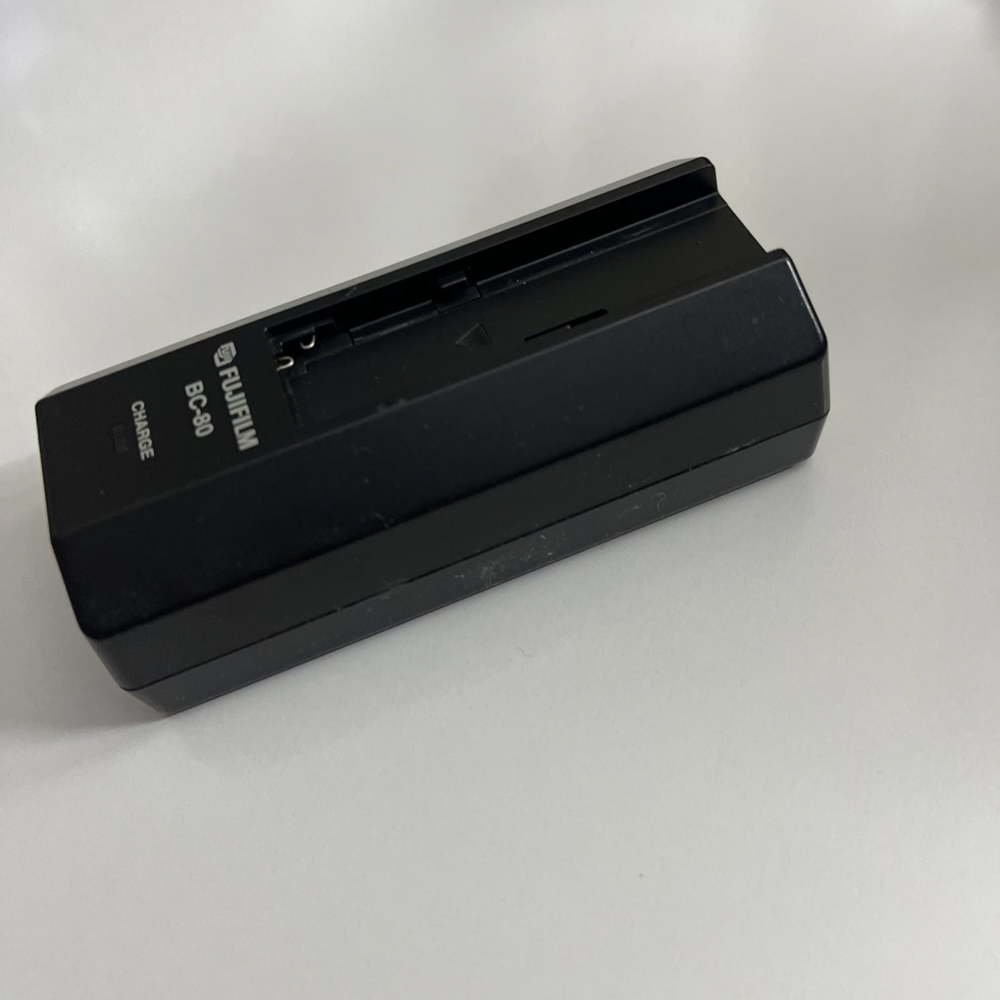 Genuine Fujifilm BC-80 Camera Battery Charger For NP-80 Battery
