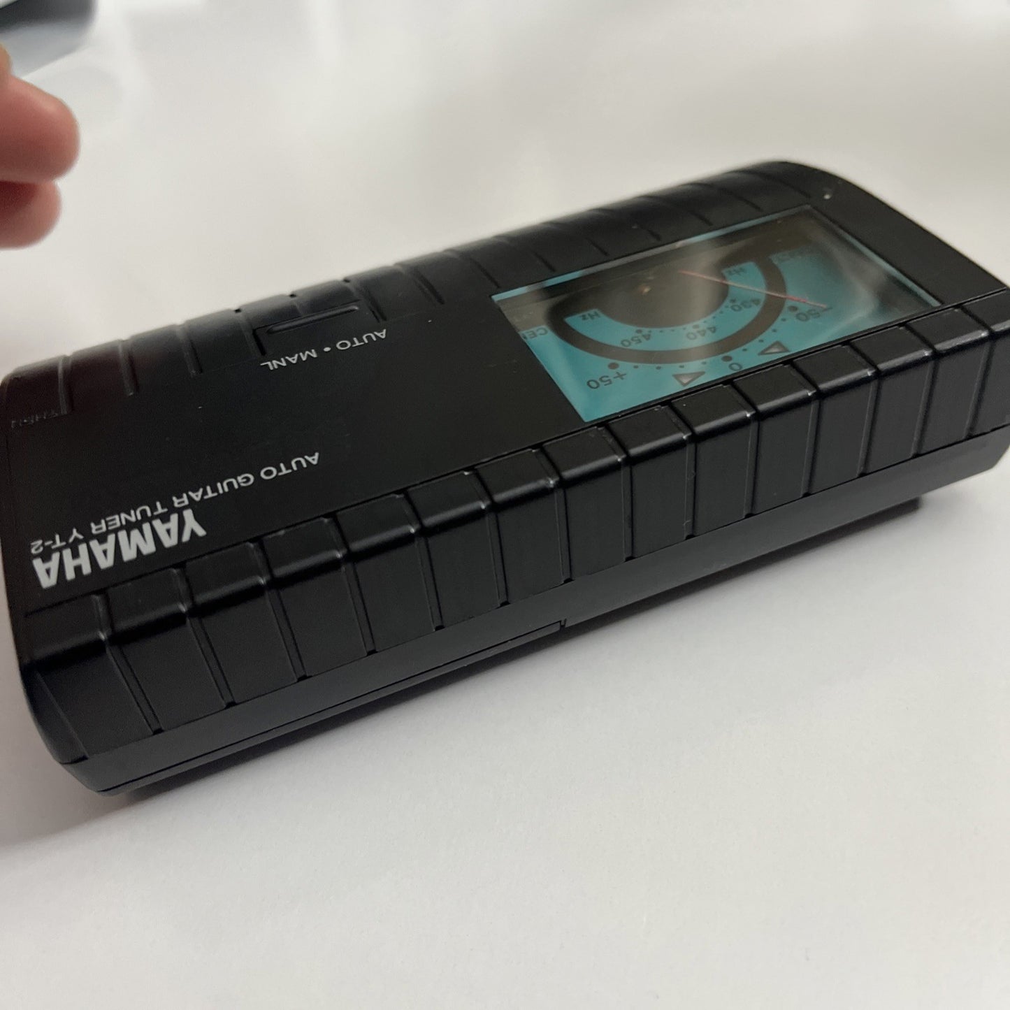 Genuine Yamaha Auto Guitar Tuner YT-2