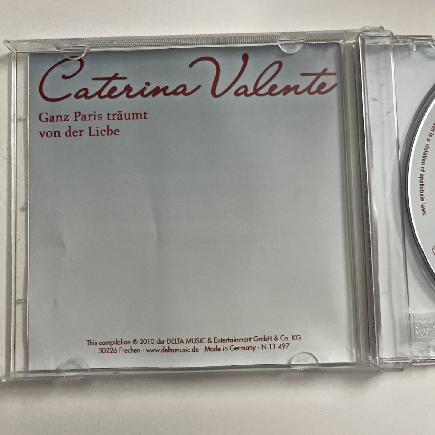 Caterina Valente – Ganz Paris Träumt Von der Liebe (CD, 2010) Germany N 11 497