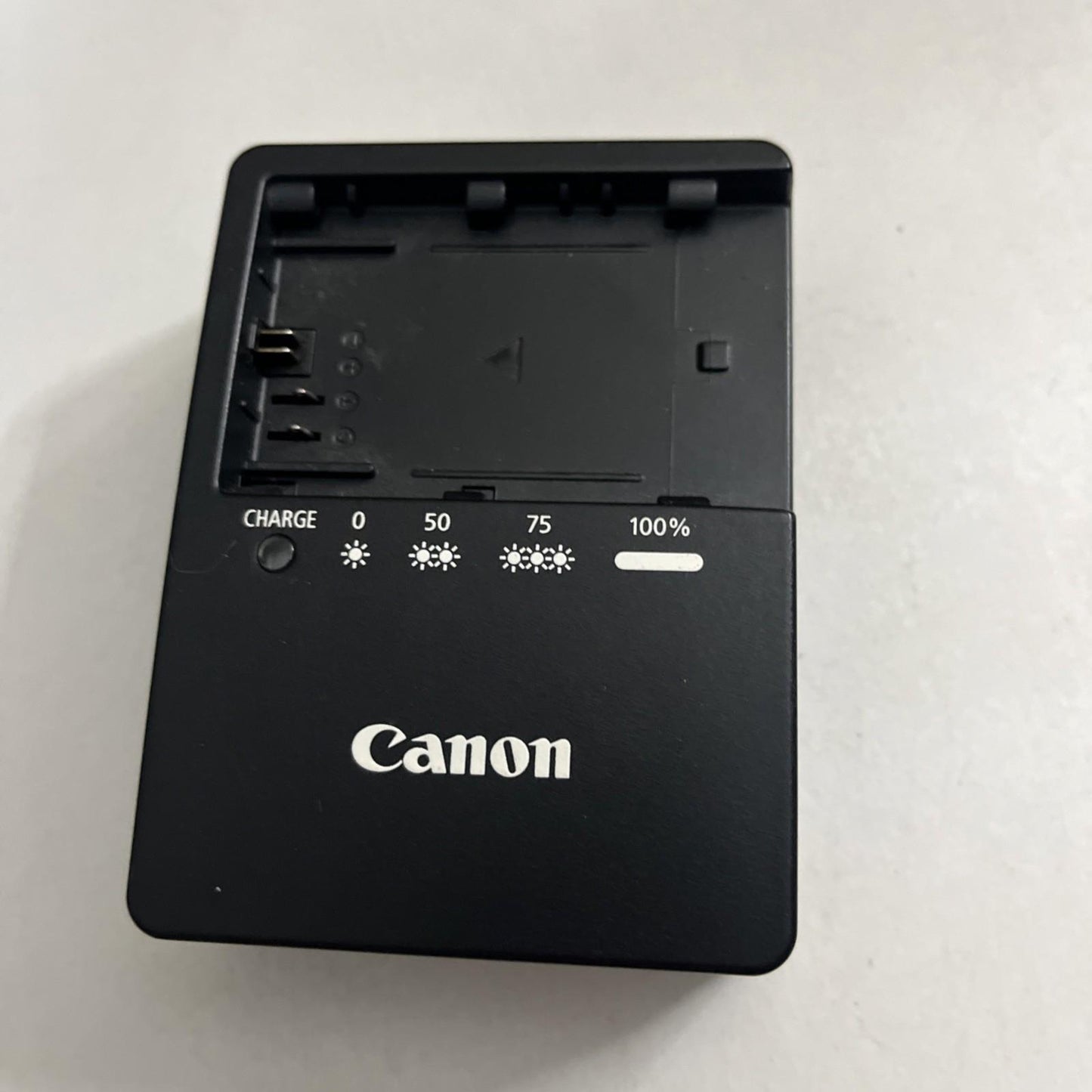Genuine Canon LC-E6 Camera Battery Charger For LP-E6 Battery