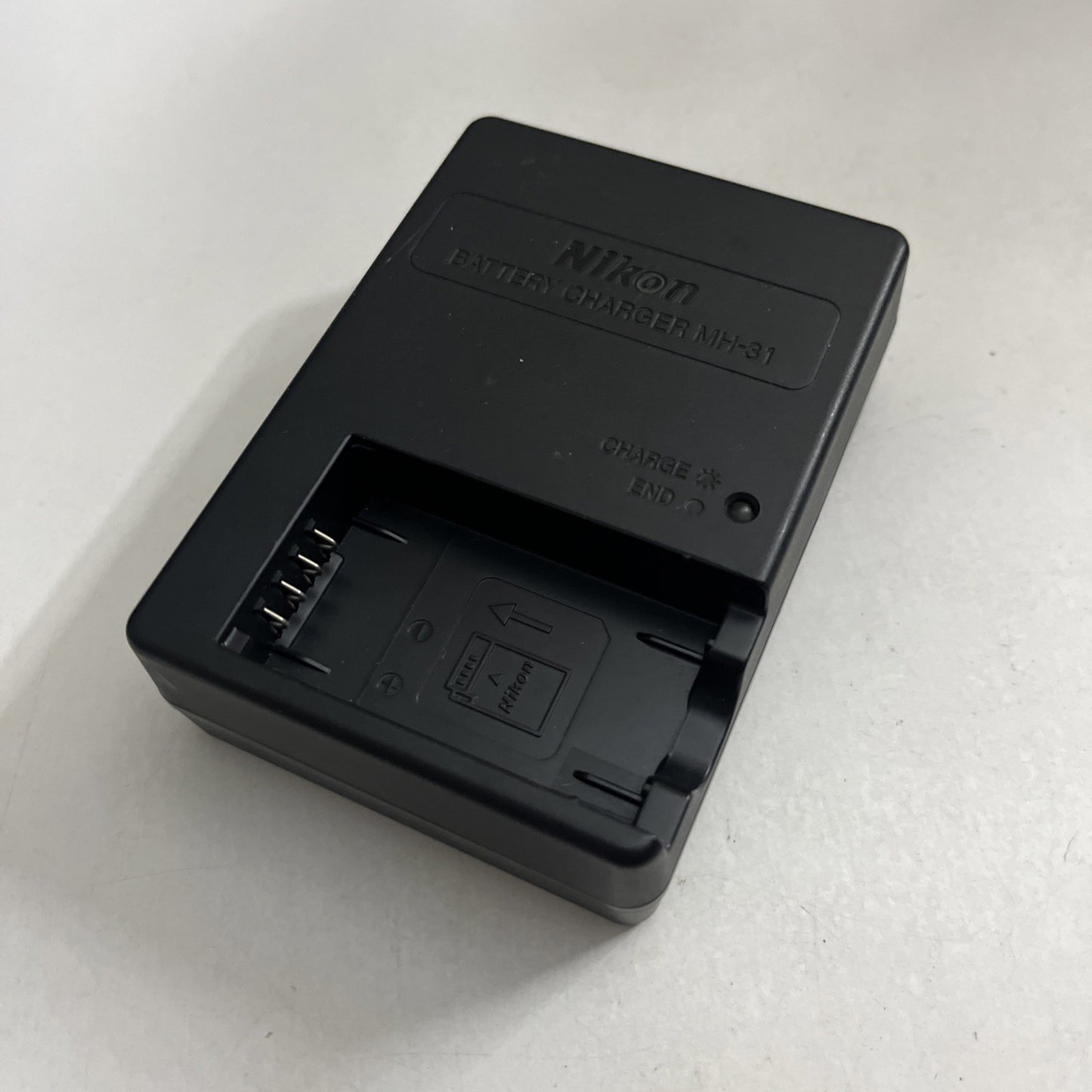 Genuine Nikon MH-31 Camera Battery Charger For EN-EL24 Battery