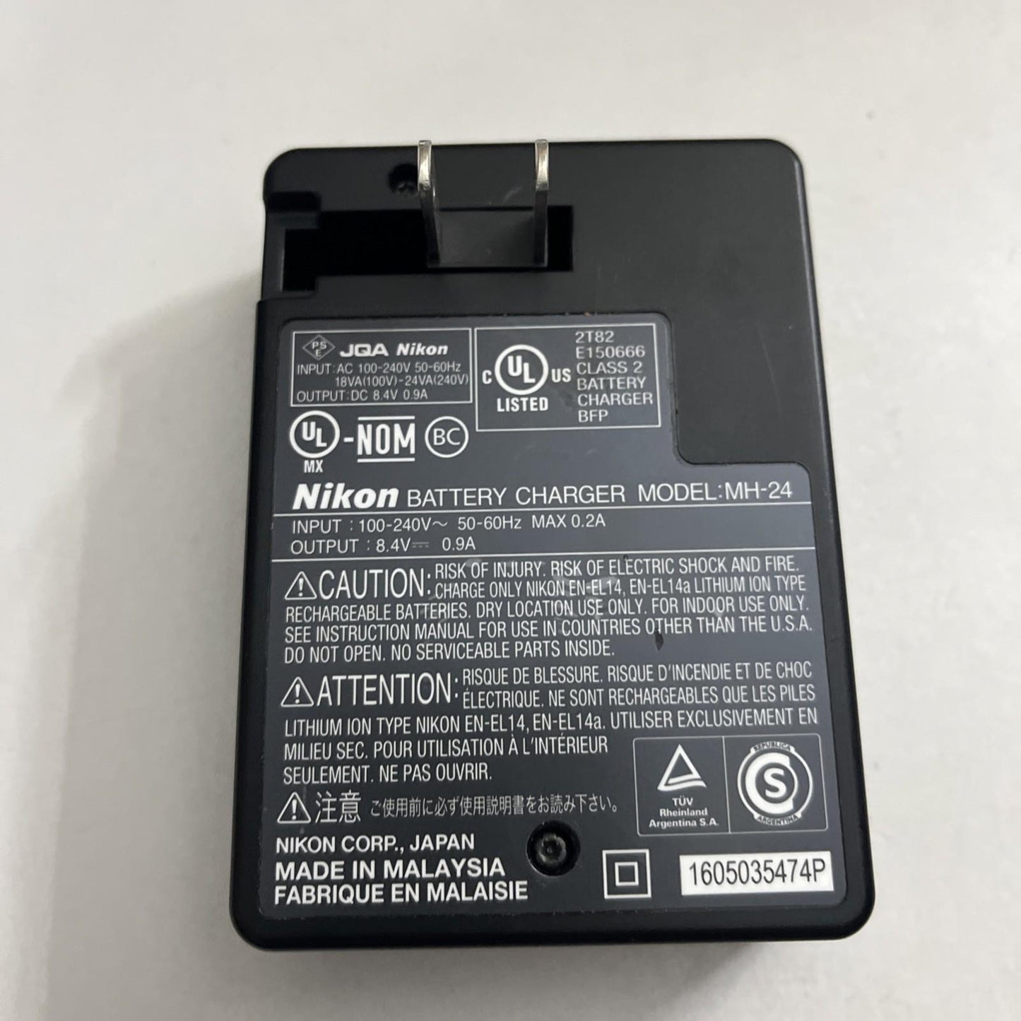 Genuine Nikon MH-24 Camera Battery Charger For EN-EL14 Battery