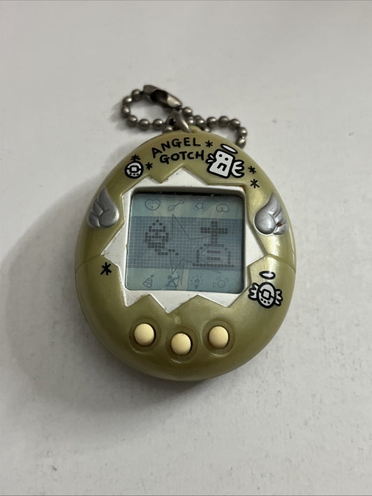 Bandai Tamagotchi Angel Gotch Portable Electronic Game Pearl 1997