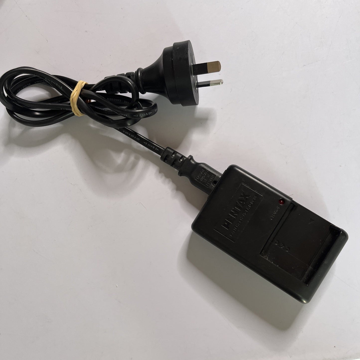 Genuine Pentax D-BC88 Camera Battery Charger For D-LI88 Battery