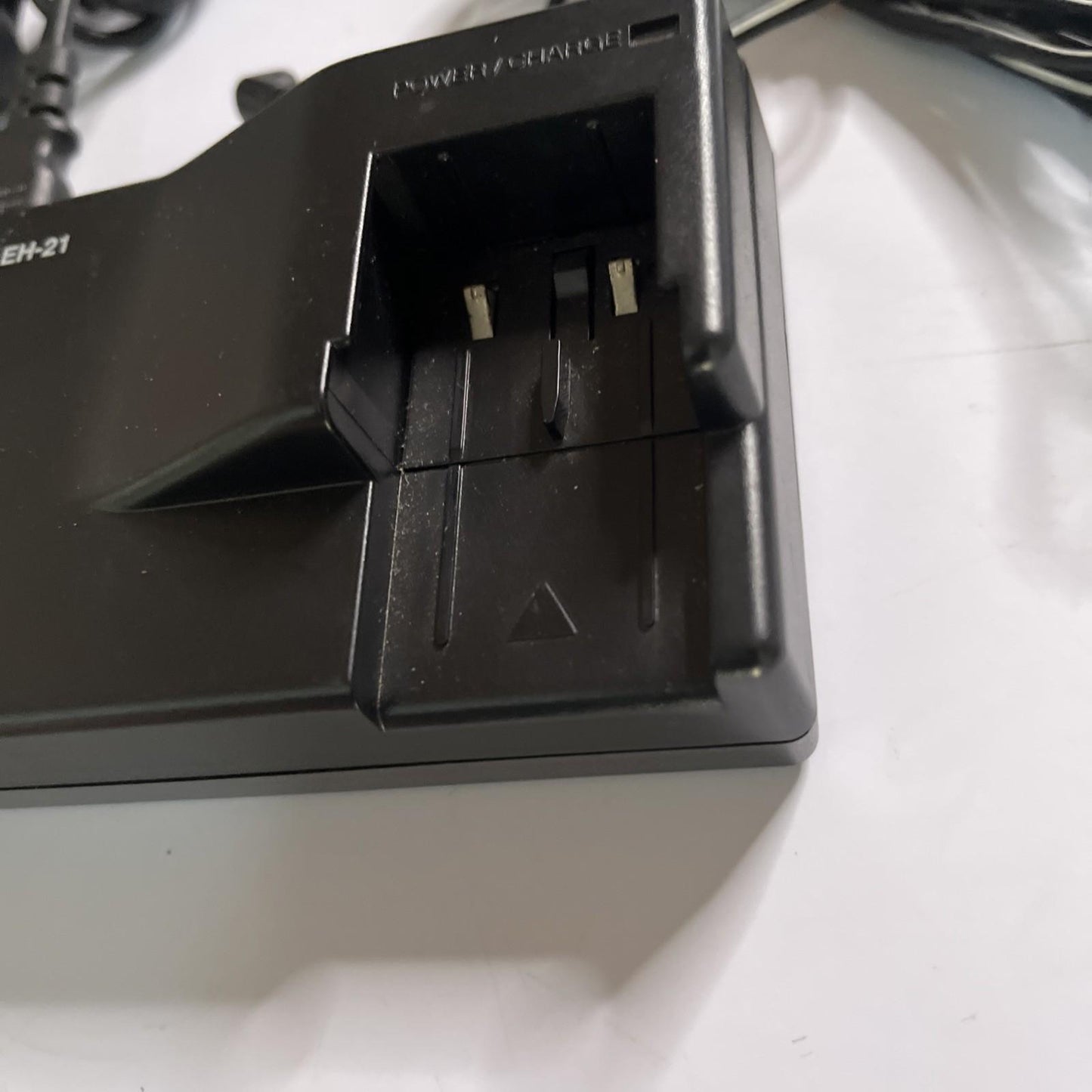 Genuine Nikon EH-21 Camera Battery Charger For EN-EL1 Battery