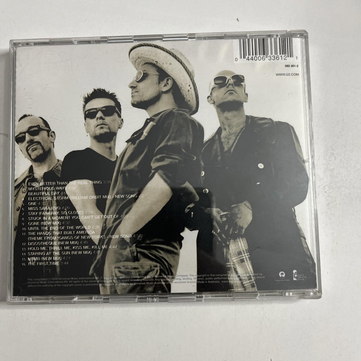 U2 – The Best Of 1990-2000 (CD, 2002) Australia 063 361-2