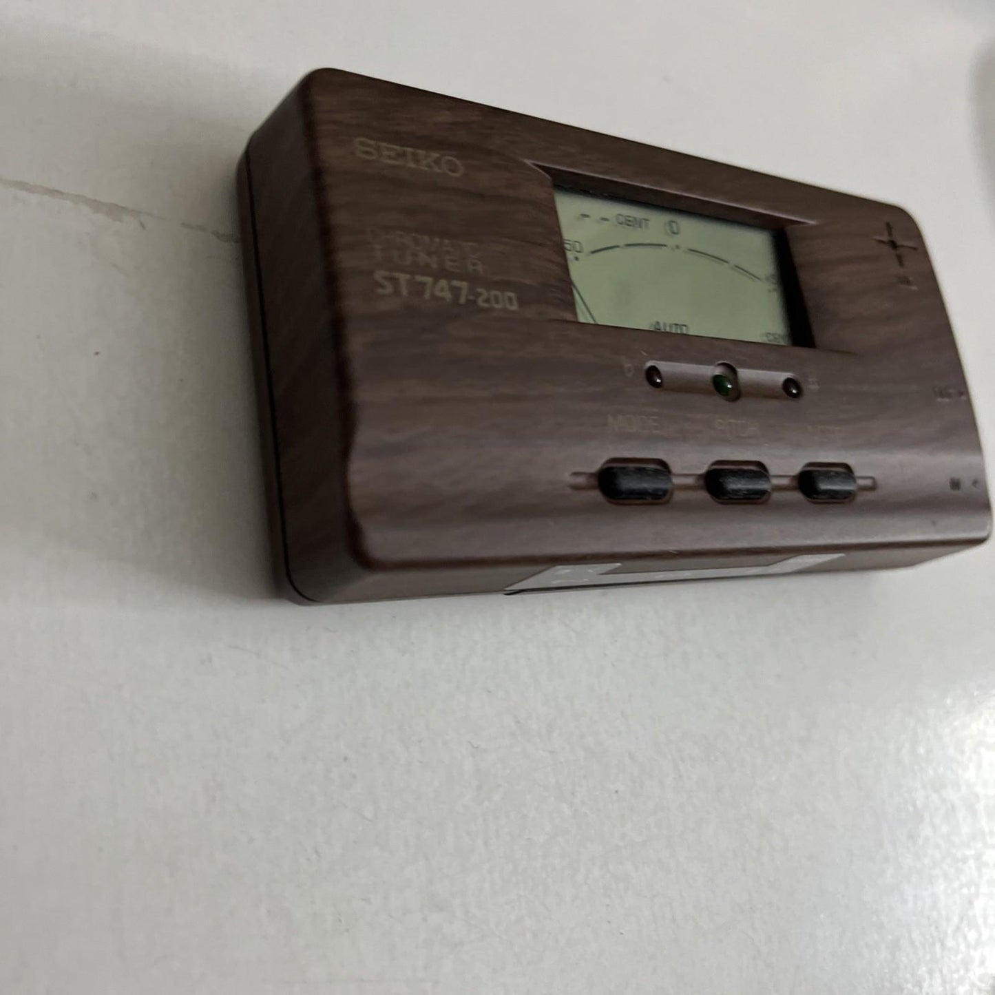 Seiko Chromatic Guitar Tuner ST747-200
