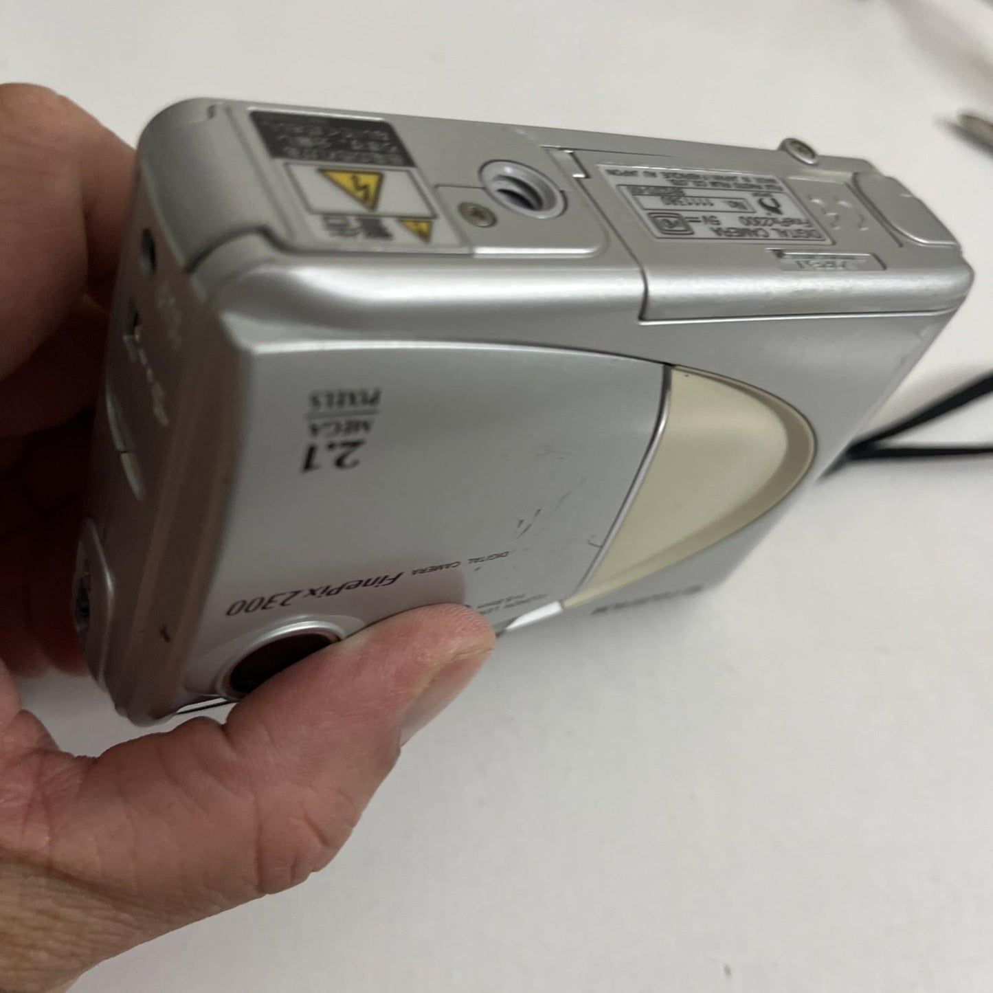 Fujifilm Finepix 2300 2.1MP Digital Camera *Doesn't Turn On