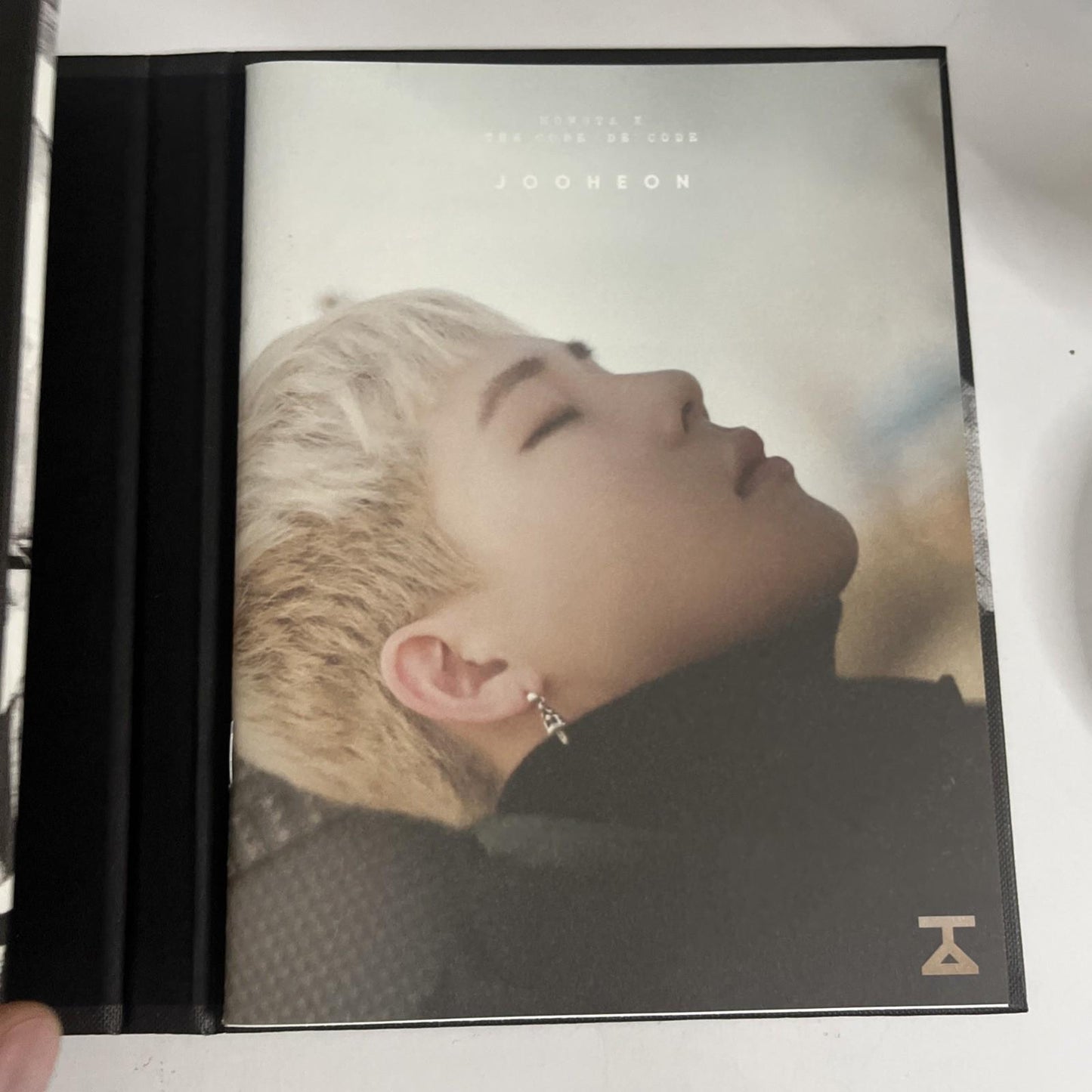 Monsta X – The Code (De: Code Version) (CD, 2017) South Korea