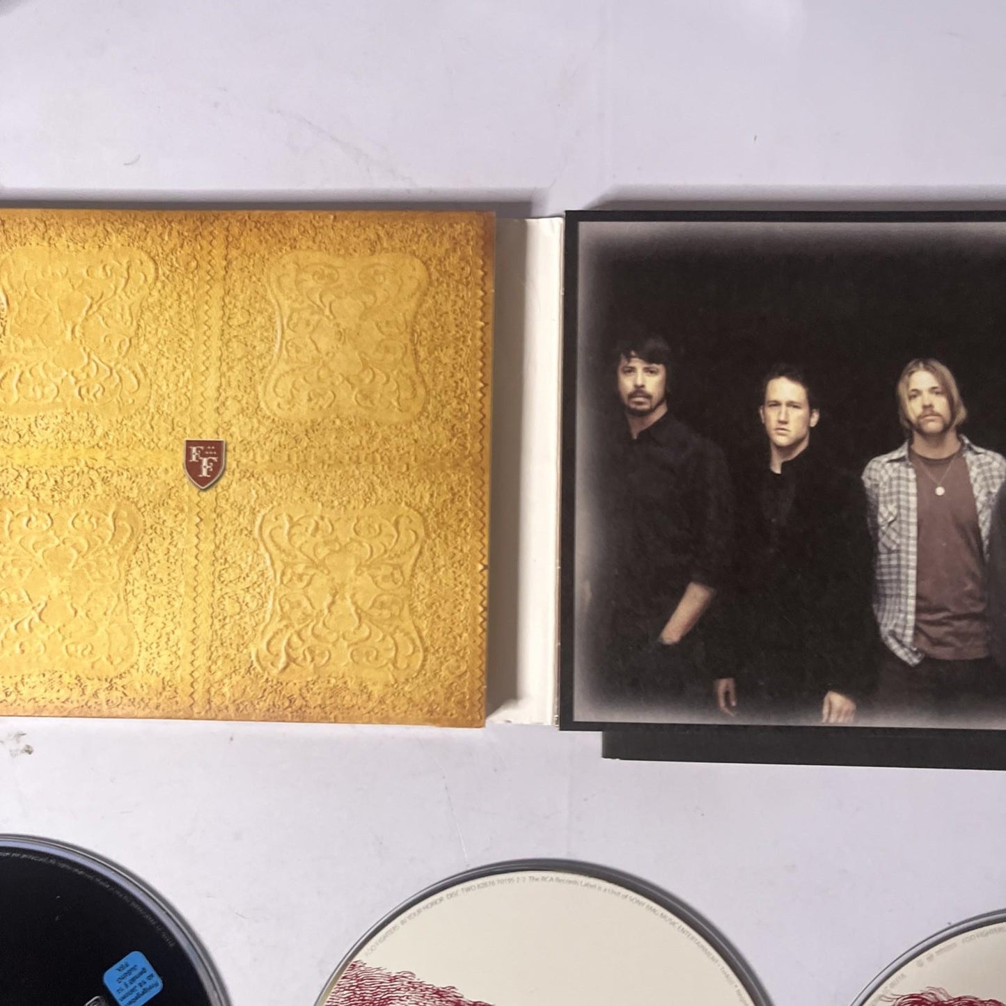 Foo Fighters – In Your Honor (CD, 2005) Europe 3-Discs 82876 70195-2