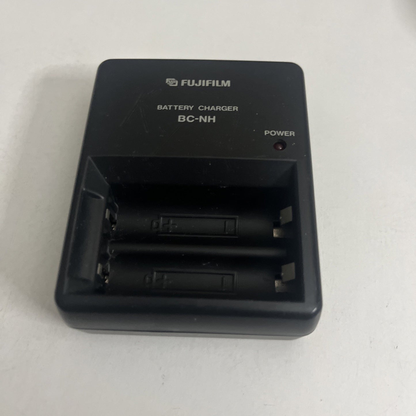 Genuine Fujifilm Ni-MH Battery Charger For 2x AA Batteries BC-NH