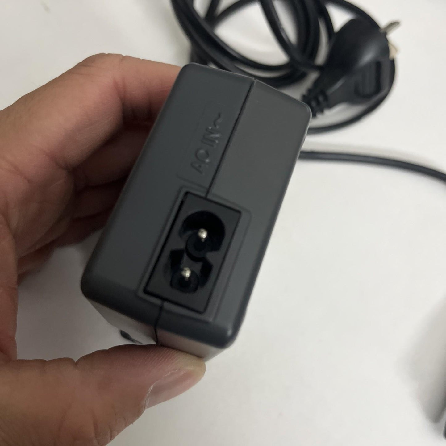Genuine Hitachi DZ-ACS2 Camera Camcorder Battery Charger For CGA-DU07 Battery