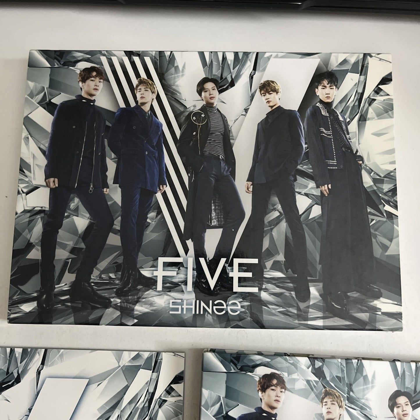 SHINee – Five (CD + Blu-ray, 2017, 2-Disc) Japan Obi UPCH-29248
