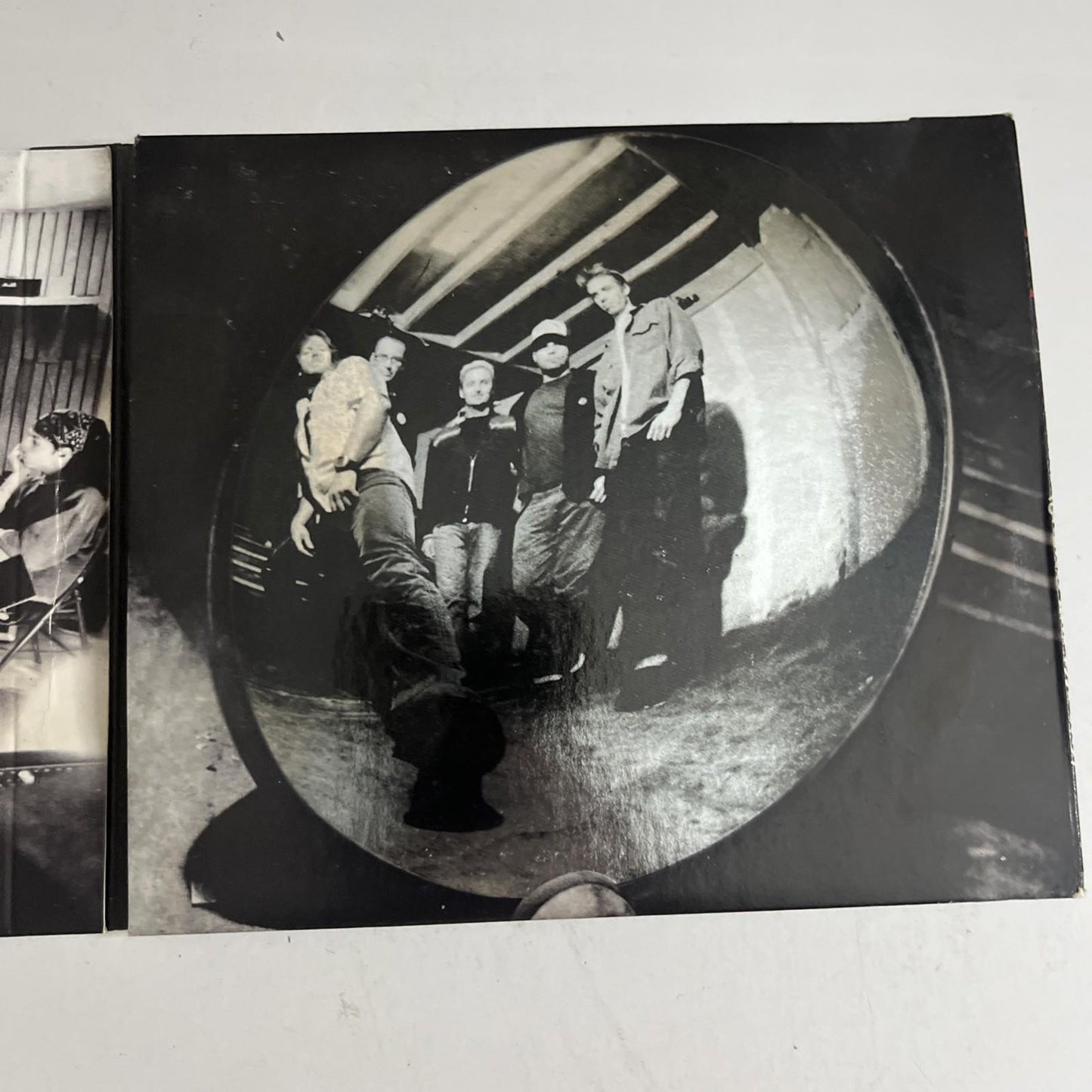 Pearl Jam – Rearviewmirror (Greatest Hits 1991-2003) (CD, 2004, 2-Disc)