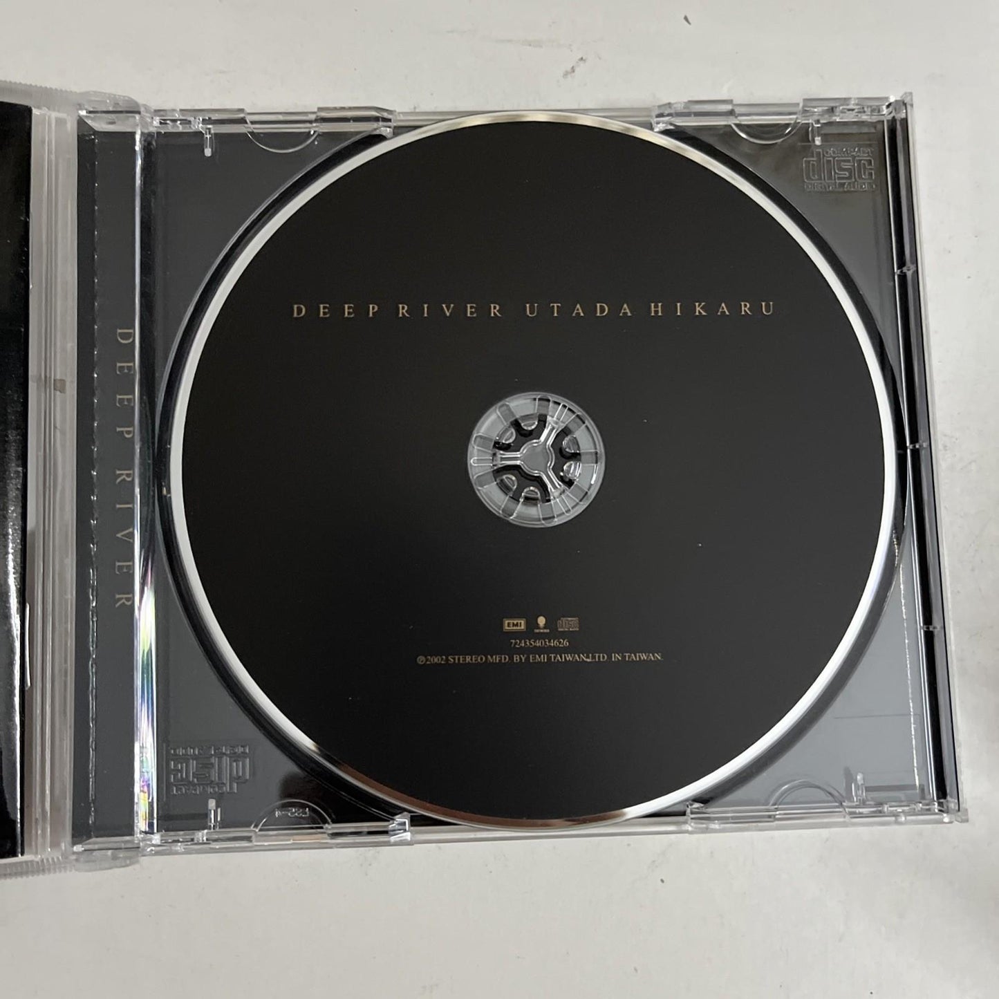 Utada Hikaru – Deep River (CD, 2002) Japan 7243 540346 26