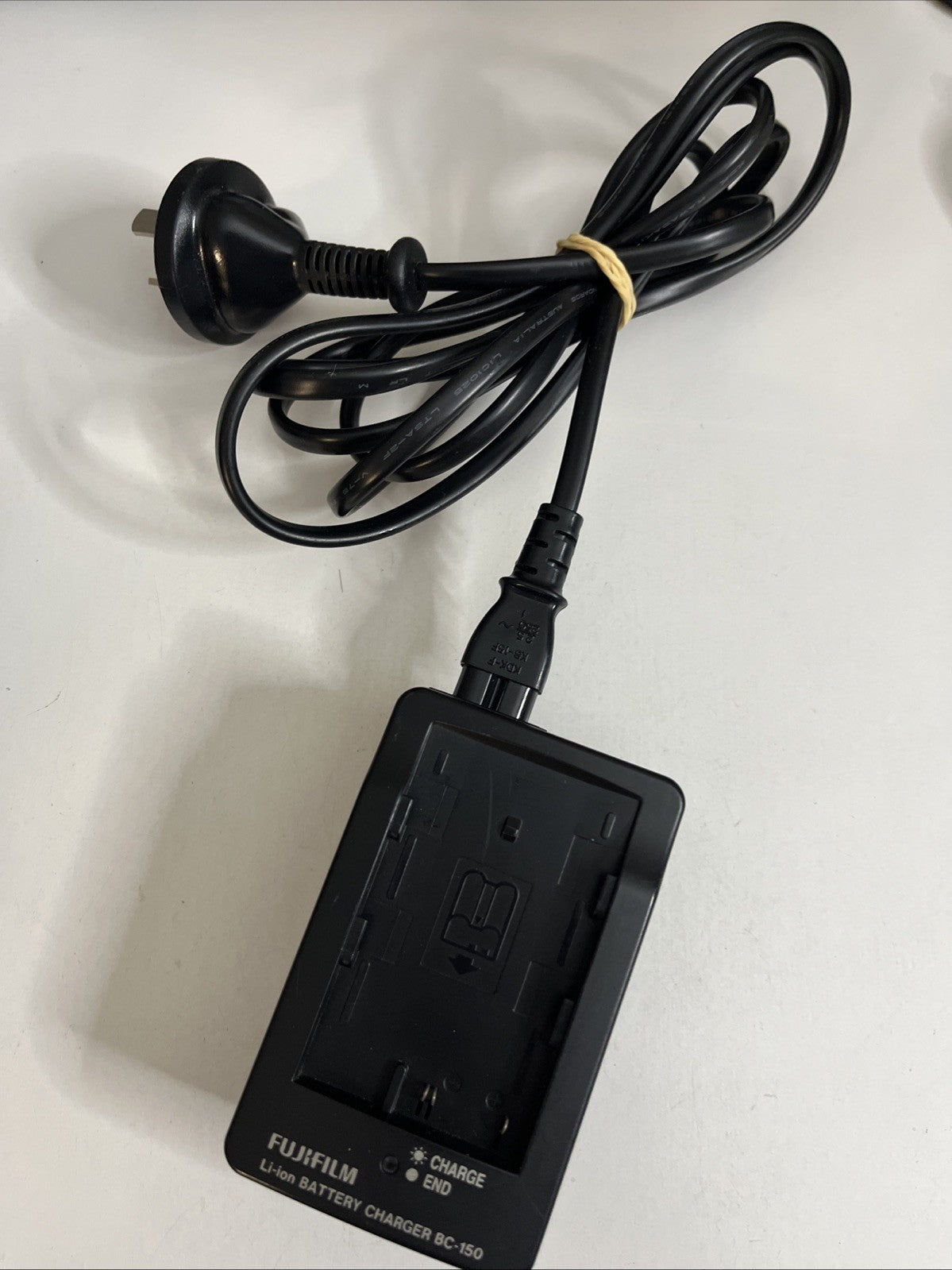 Genuine Fujifilm BC-150 Camera Battery Charger For NP-150 Batteries