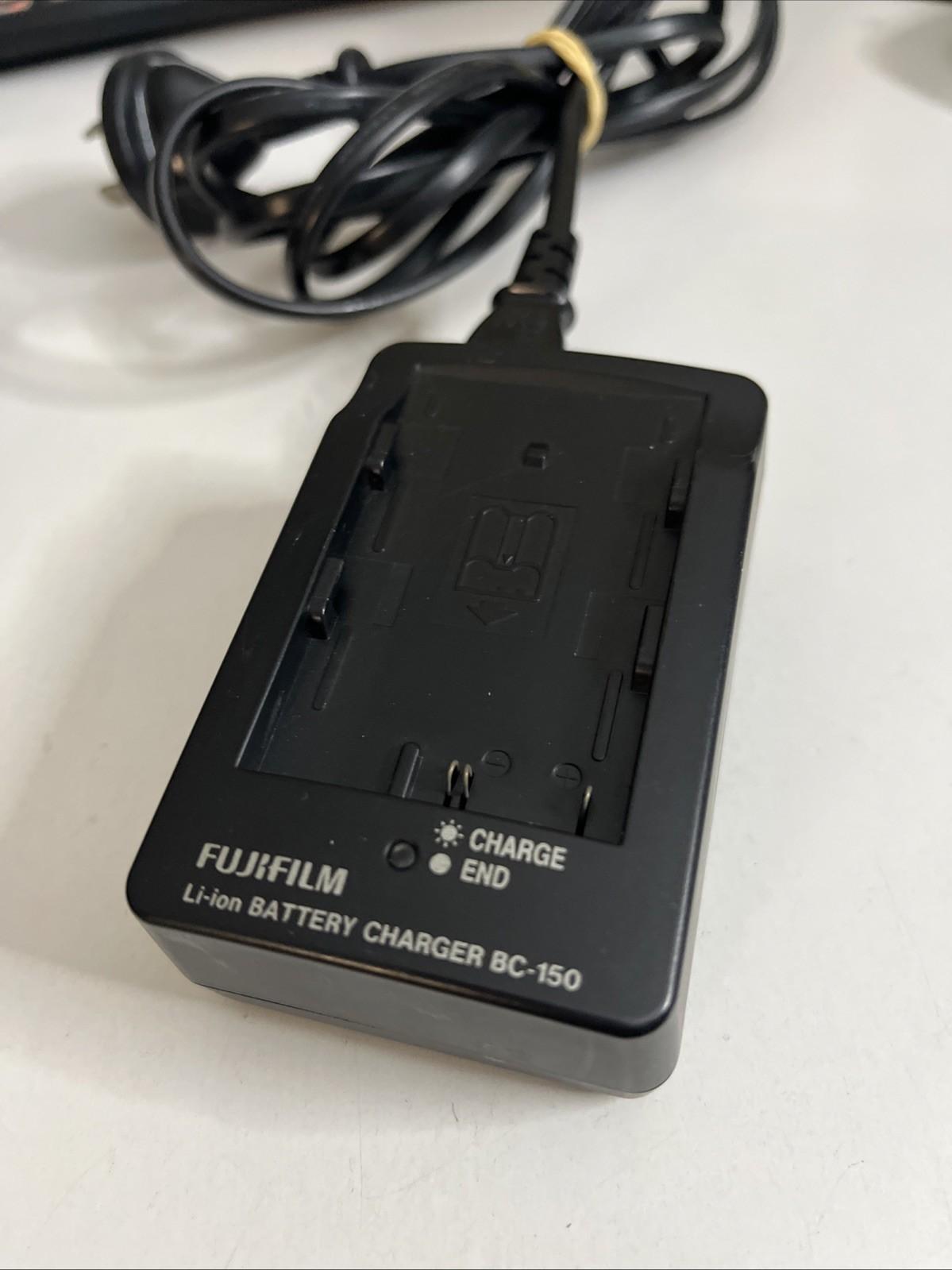 Genuine Fujifilm BC-150 Camera Battery Charger For NP-150 Batteries