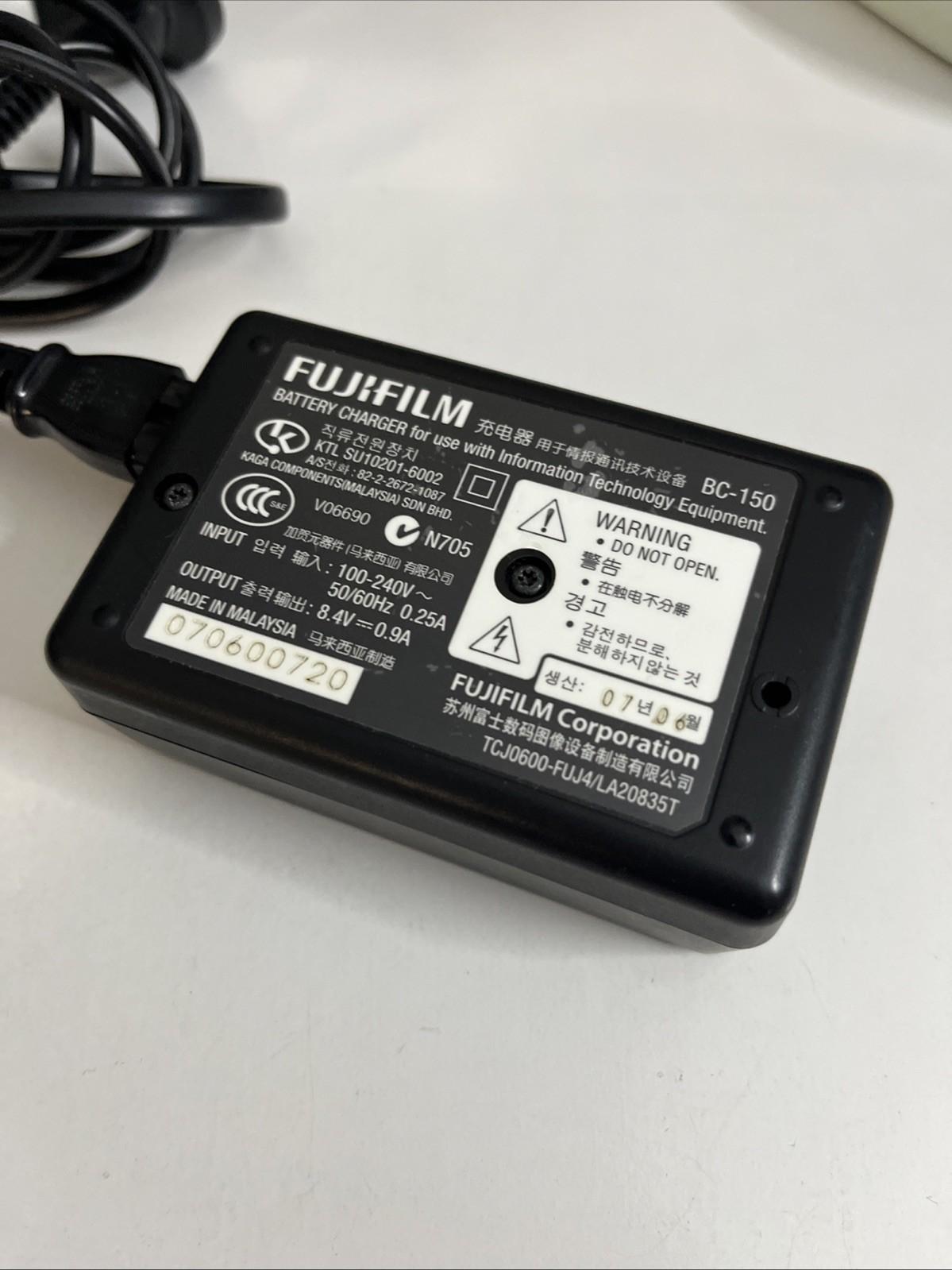 Genuine Fujifilm BC-150 Camera Battery Charger For NP-150 Batteries