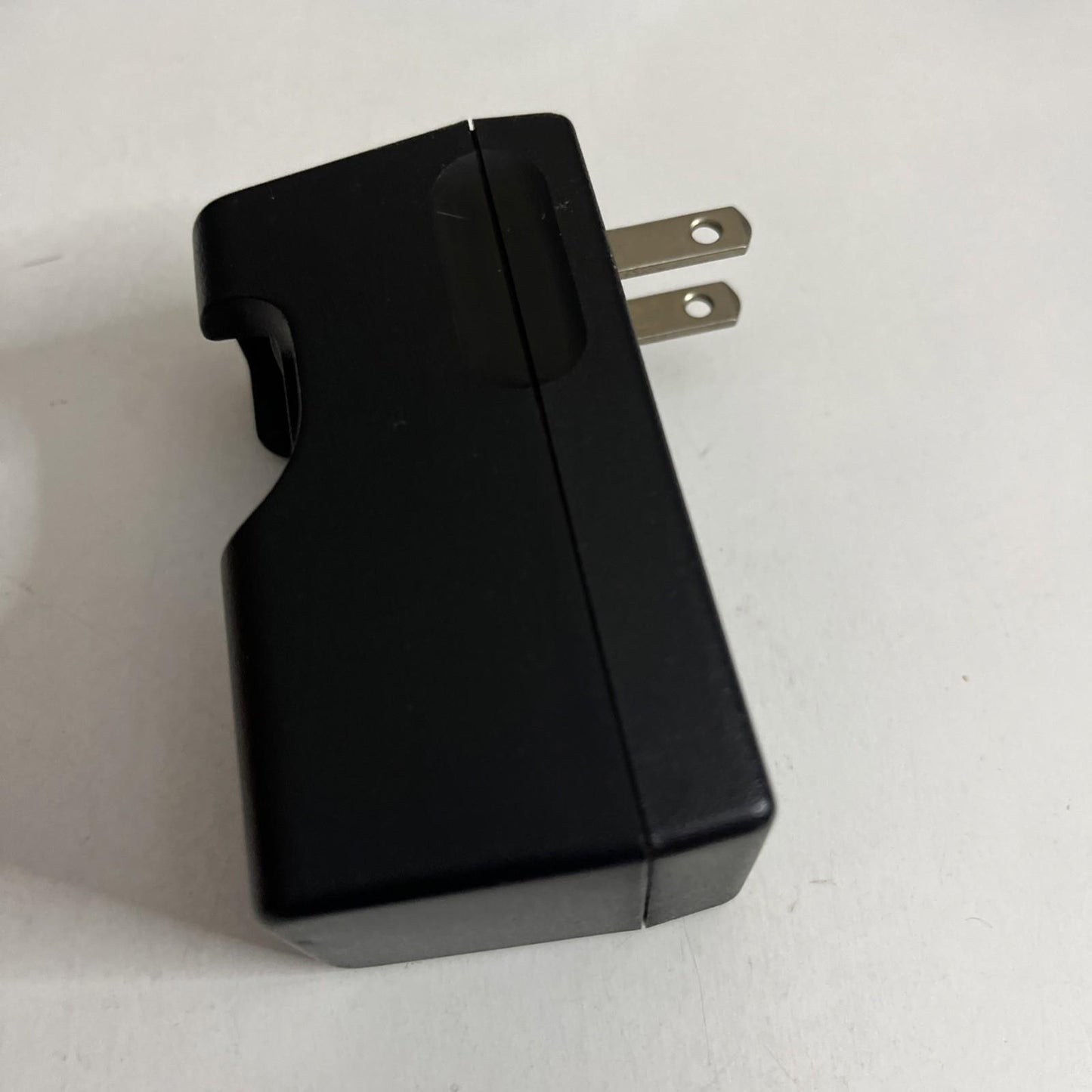 Genuine Sony BC-7DD2 NiCd Gumstick Battery Charger For MiniDisc Discman Player
