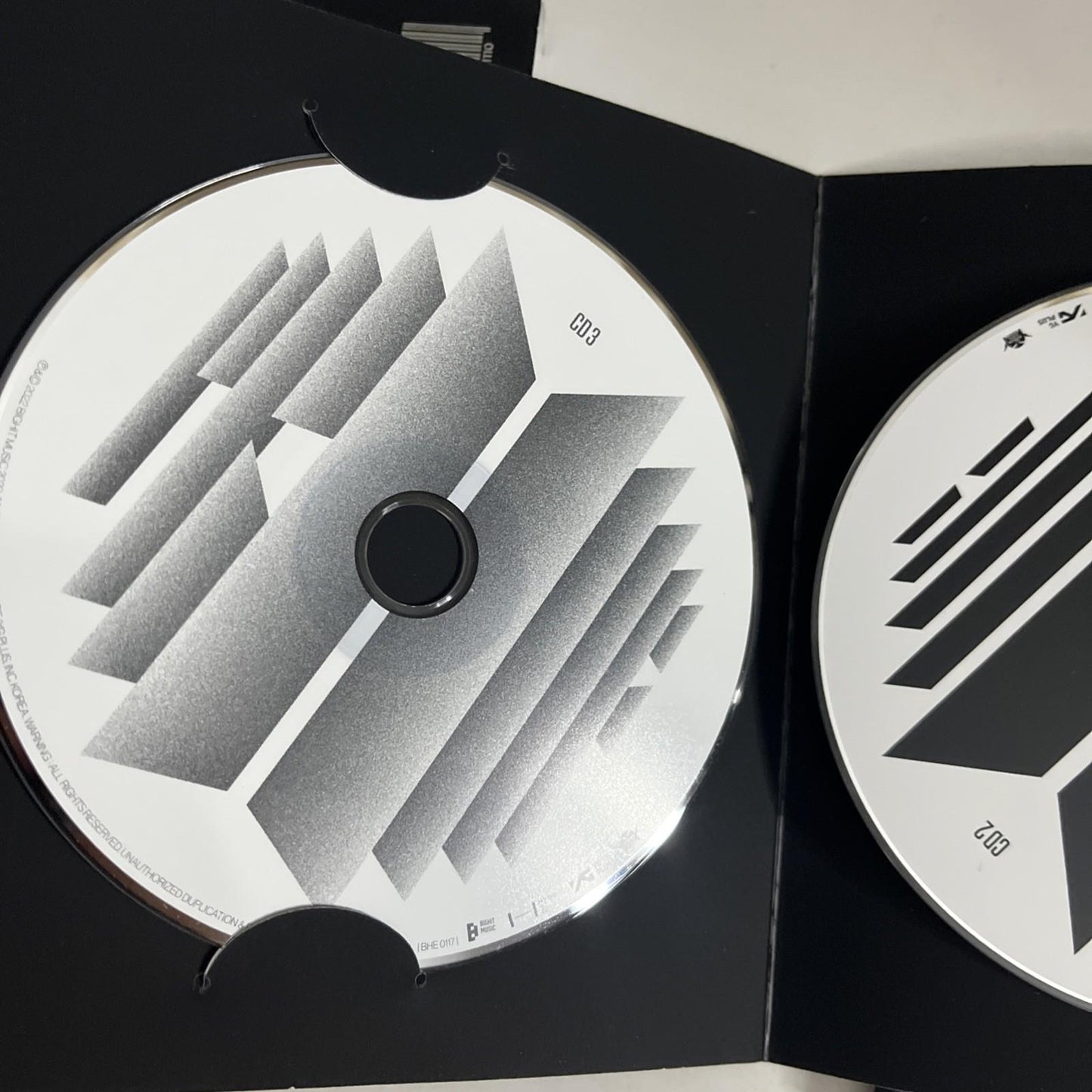 BTS – Proof (CD, 2022) South Korea 3-Disc Photobook BHE0117
