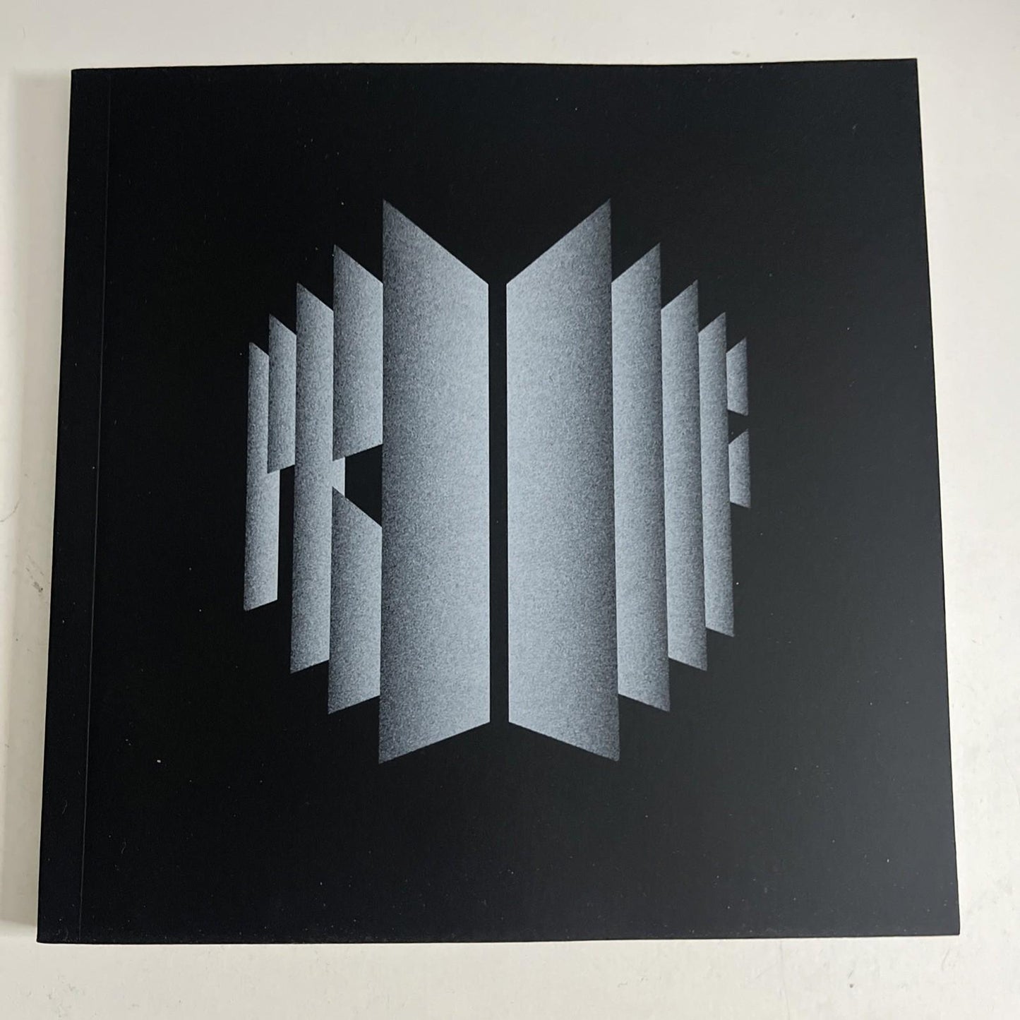 BTS – Proof (CD, 2022) South Korea 3-Disc Photobook BHE0117
