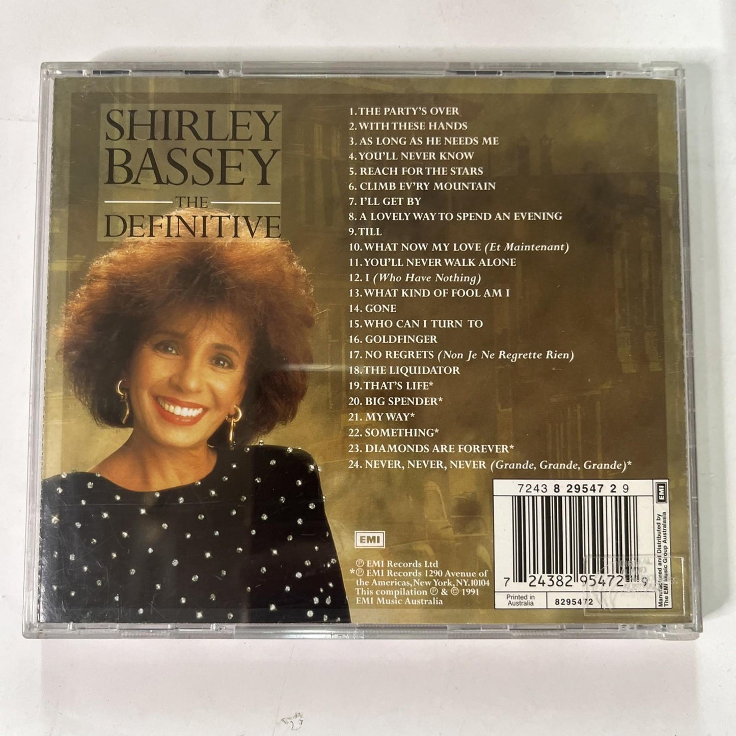 Shirley Bassey – The Definitive Shirley Bassey (CD, 2000) Australia