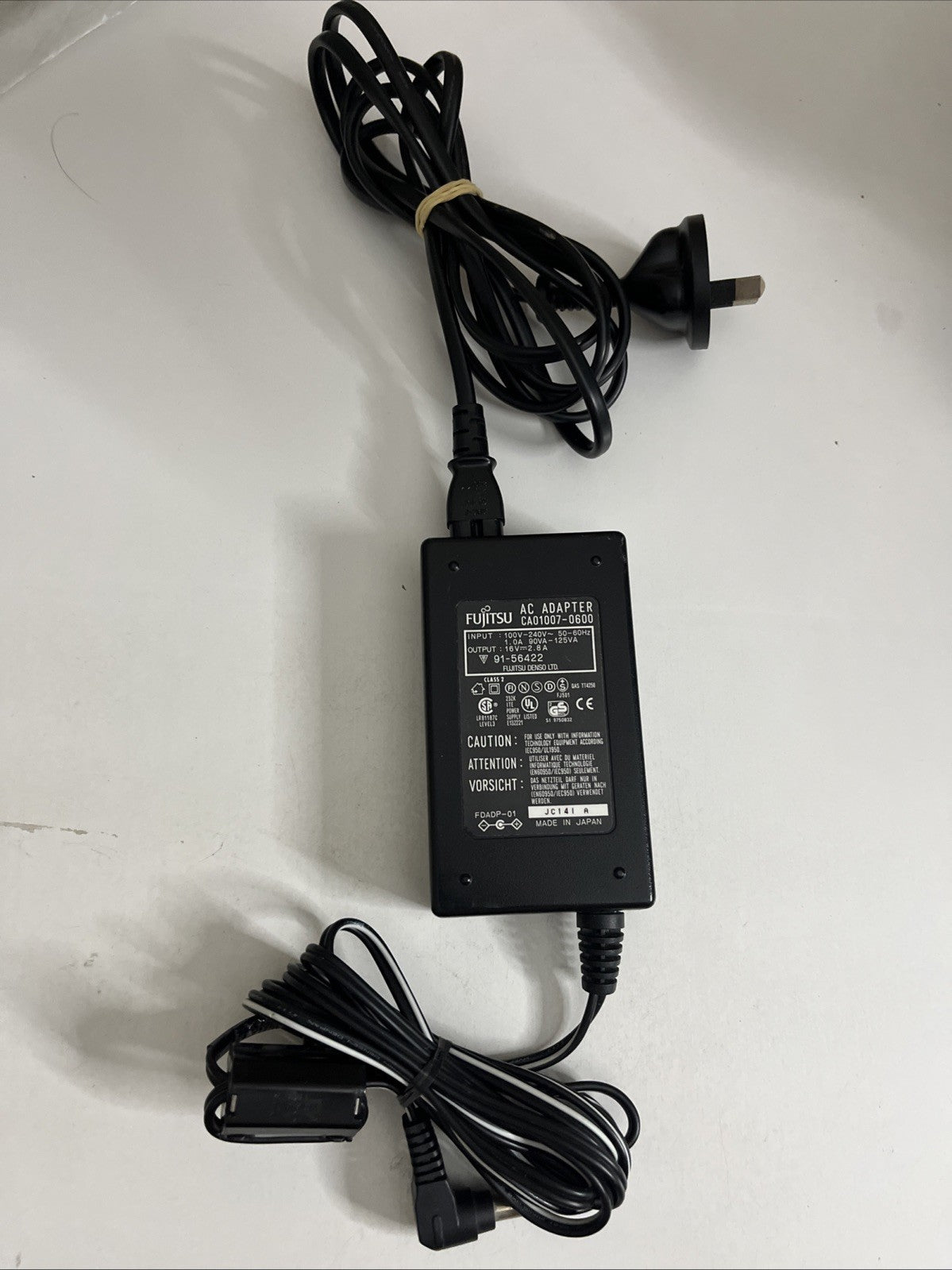 Genuine Fujitsu CA01007-0600 Power Supply 16V 2.8A Lifebook Laptop Charger
