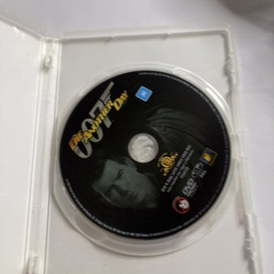 Die Another Day (DVD, 2002) Pierce Brosnan, Rosamund Pike, Halle Berry Region 4