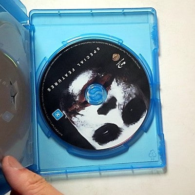 The Dark Knight (Blu-ray, 2008, 2-Disc) Christian Bale Region B