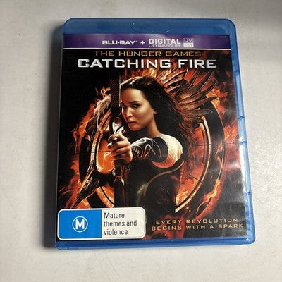 The Hunger Games - Catching Fire (Blu-ray, 2013) Region B