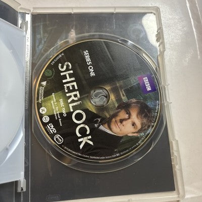 Sherlock : Series 1 (DVD, 2010) Martin Freeman, Benedict Cumberbatch Region 4