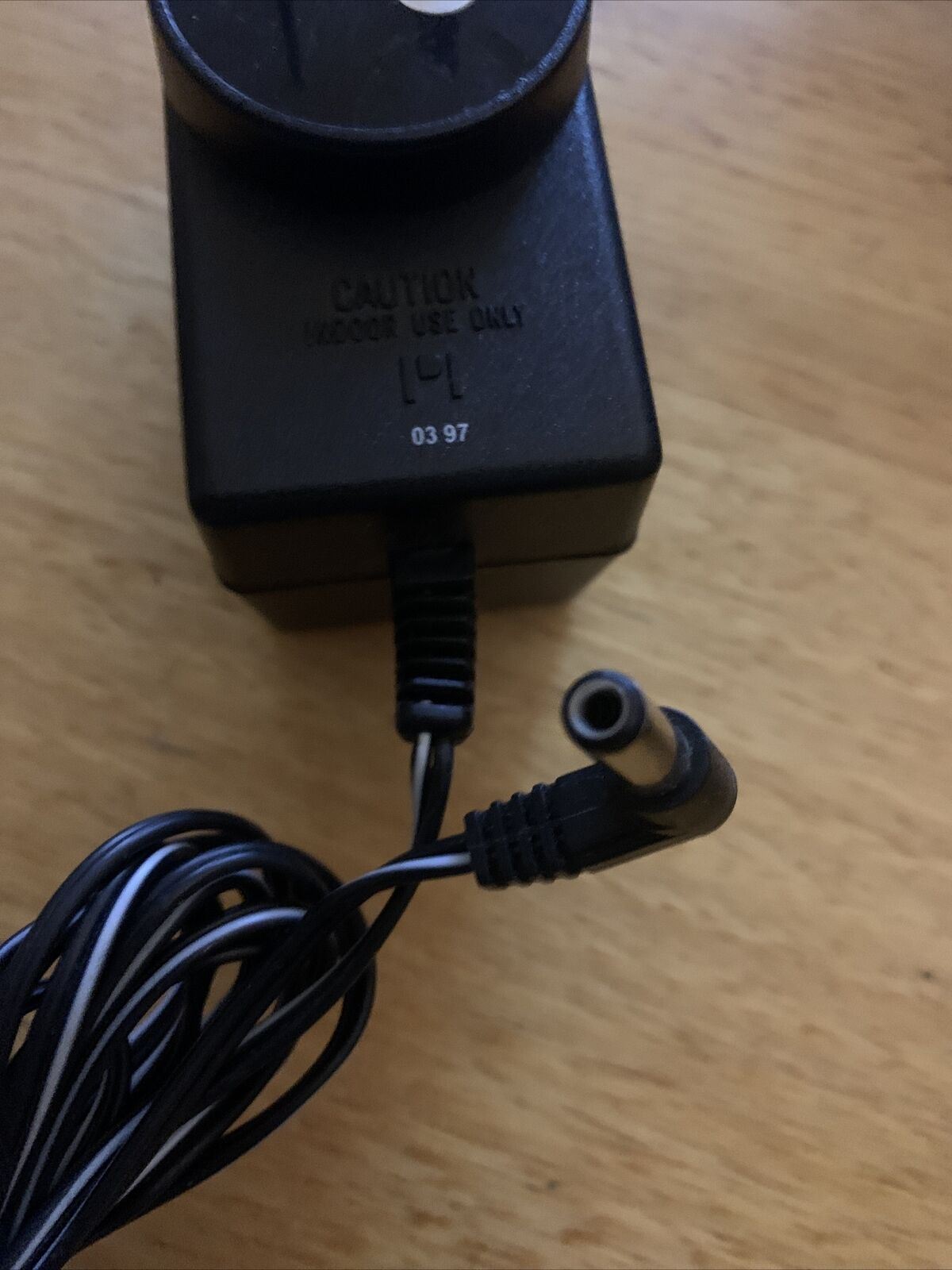 GENUINE Telstra TT-300-6B AC Adaptor 9v 300mA