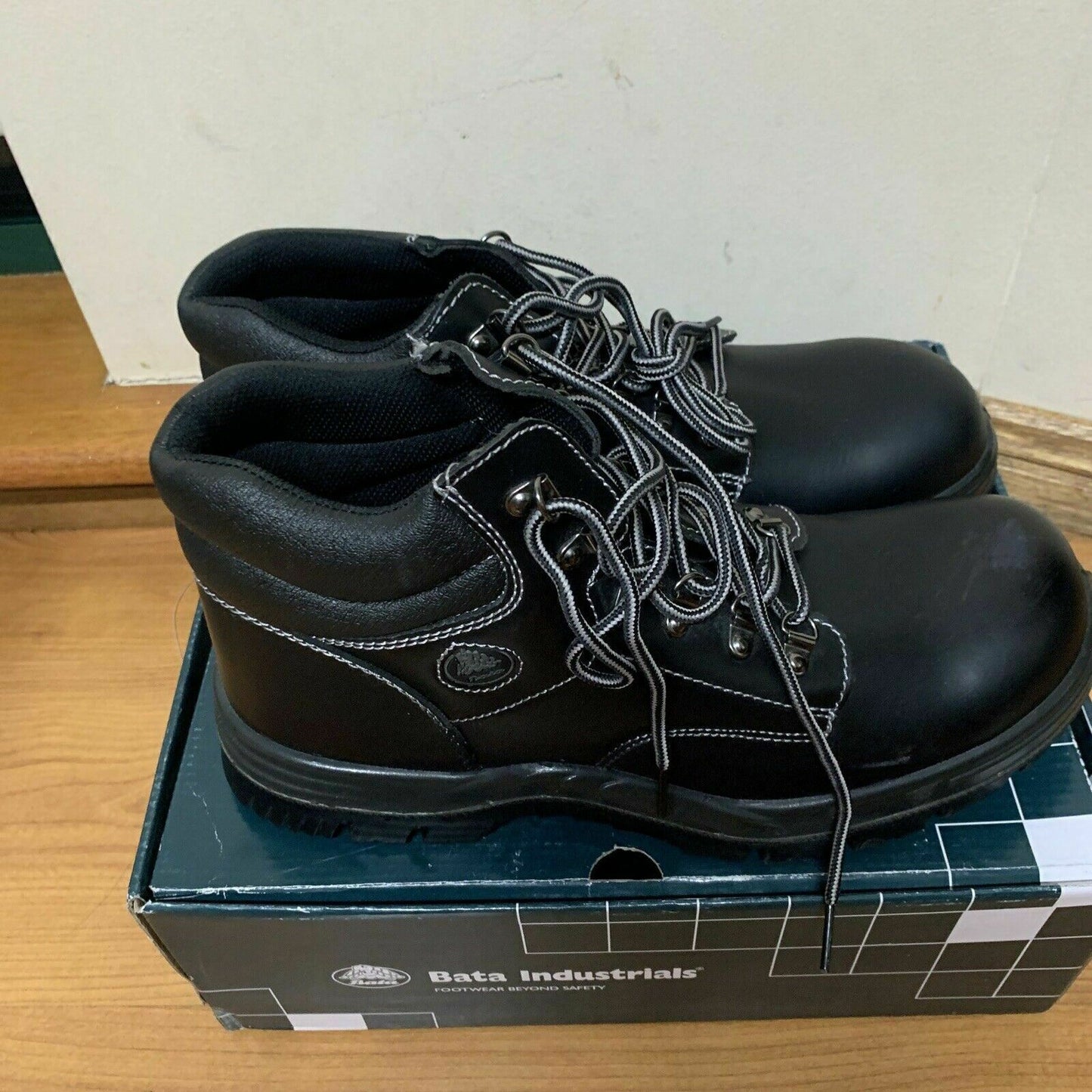 Bata Industrials Saturn Safety Work Boots AU11 Antistatic Work Footwear
