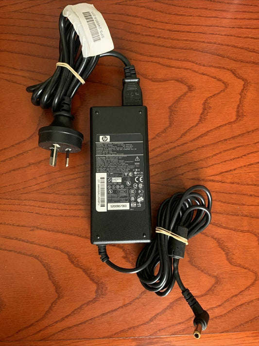 HP PA-1900-05C2 AC Adapter PPP012L Power Supply 18.5v 4.9A