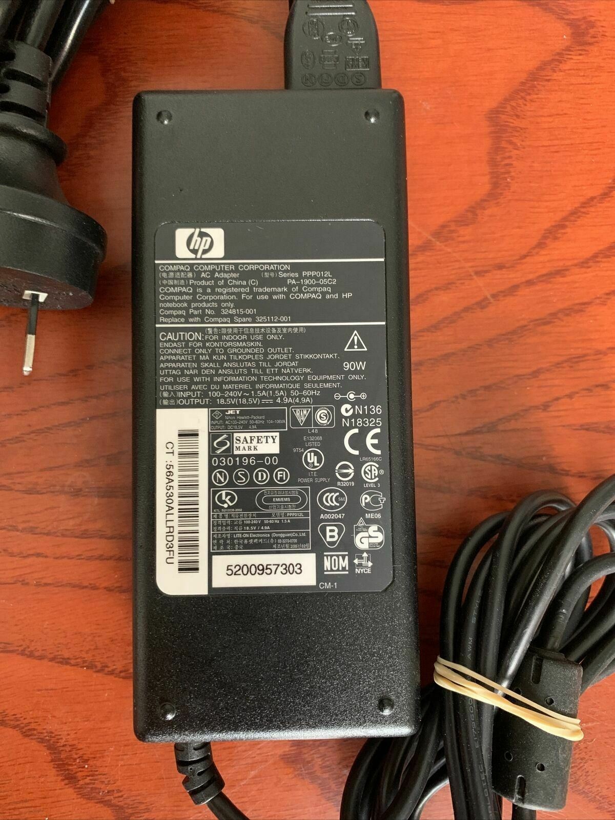 HP PA-1900-05C2 AC Adapter PPP012L Power Supply 18.5v 4.9A