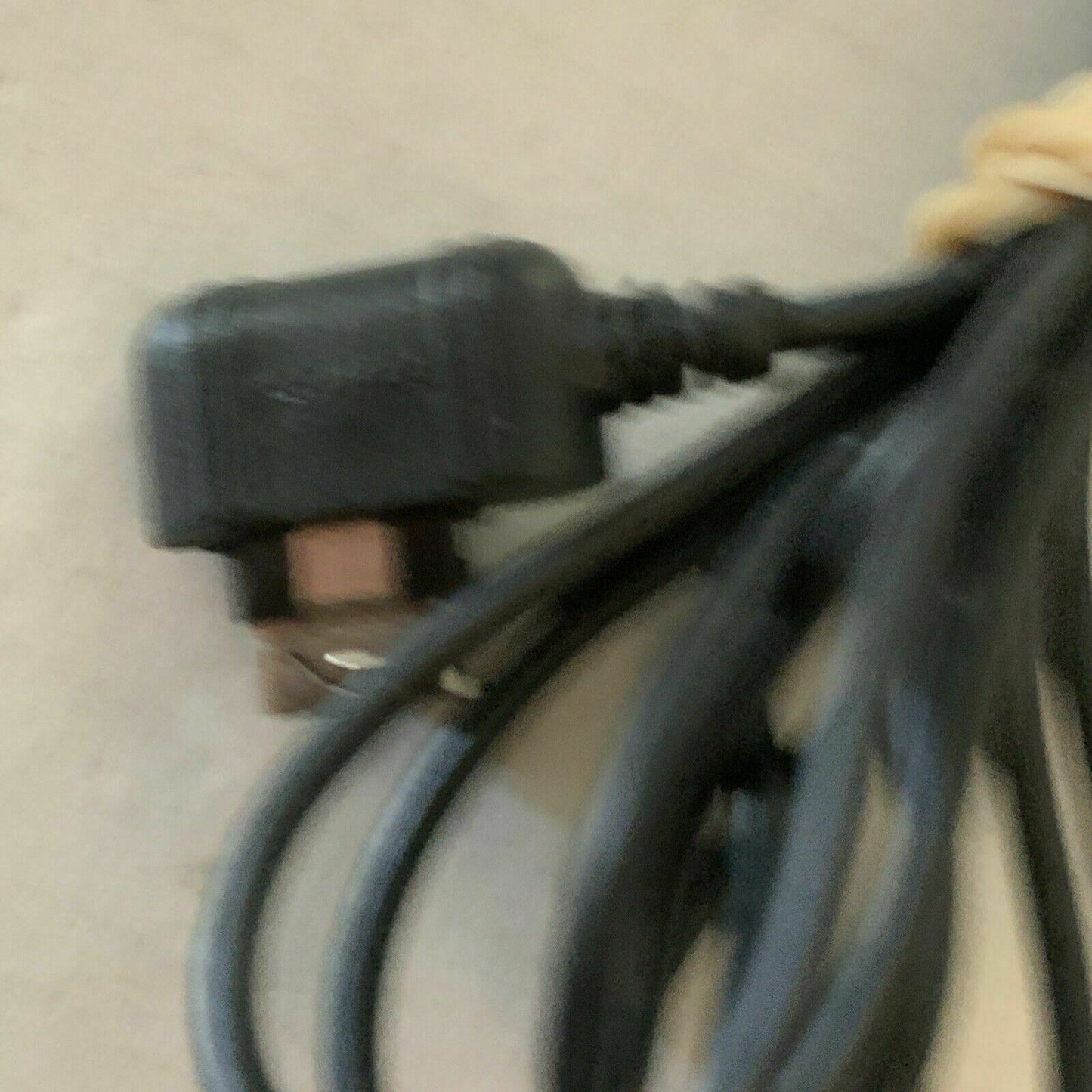 LG HSS-H100 Stereo Headset 3.5 Inch Plug & Microphone