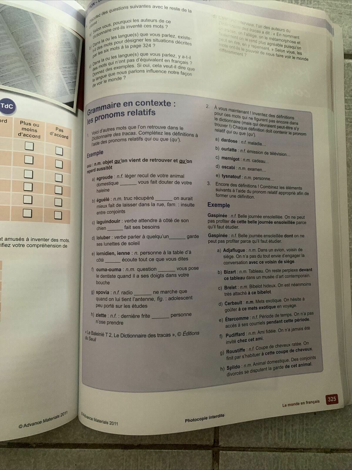 Le Monde en Français Student's Book (IB Diploma) (French Edition)